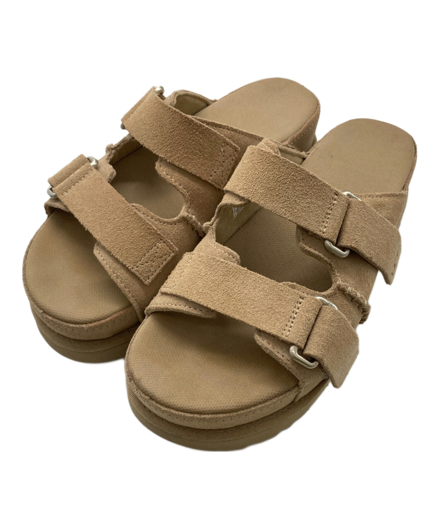 中古・古着通販】UGG (アグ) W GOLDENSTAR HI SLIDE ブラウン サイズ