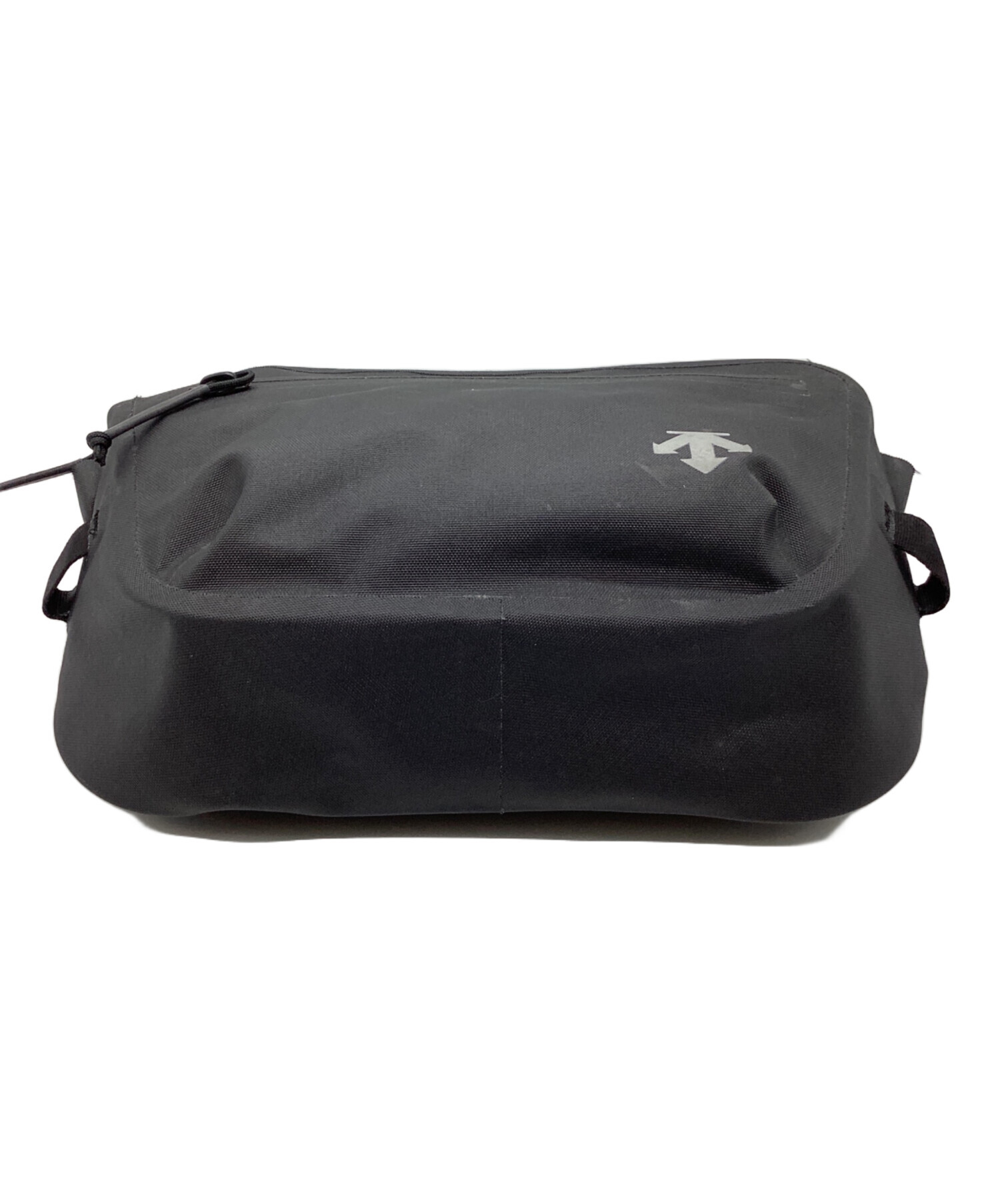 DESCENDANT ディセンダント ショルダーバッグ - 黒 【古着】【中古】 中古・古着通販】DESCENTE (デサント) ショルダーバッグ ブラック