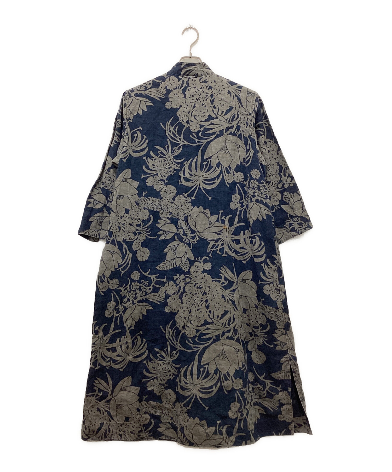 【美品 25SS】 45R リネンロータスプリントのレイレイシャツ 美品 25SS】 45R リネンロータスプリントのレイレイシャツ