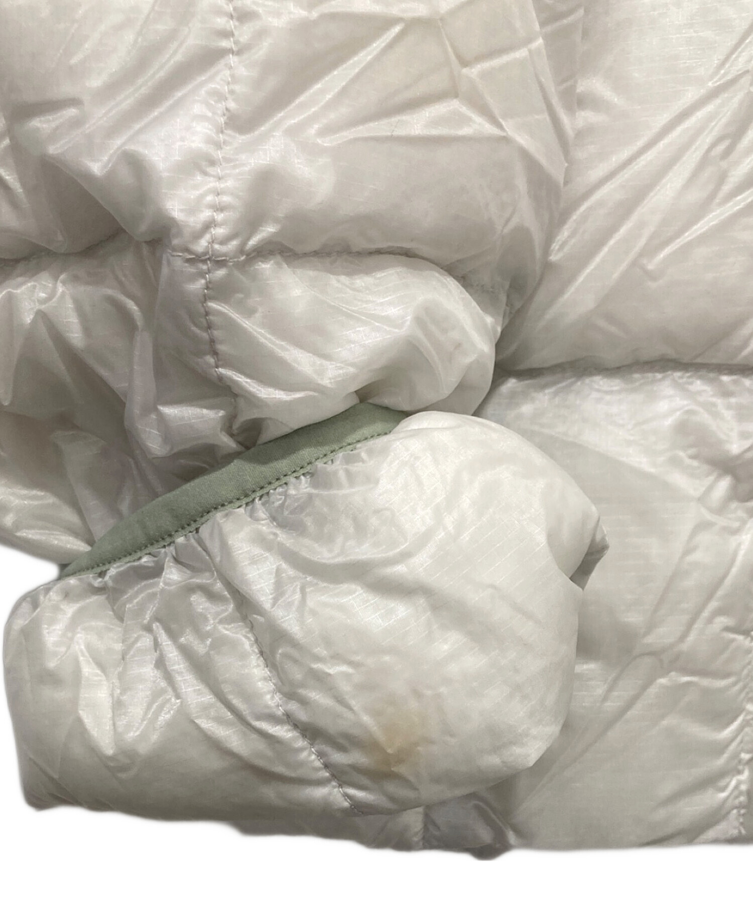 【個性派古着】モンベル　新品　EXライトダウンジャケット　オフホワイト　L 個性派古着】モンベル 新品 EXライトダウンジャケット オフホワイト L