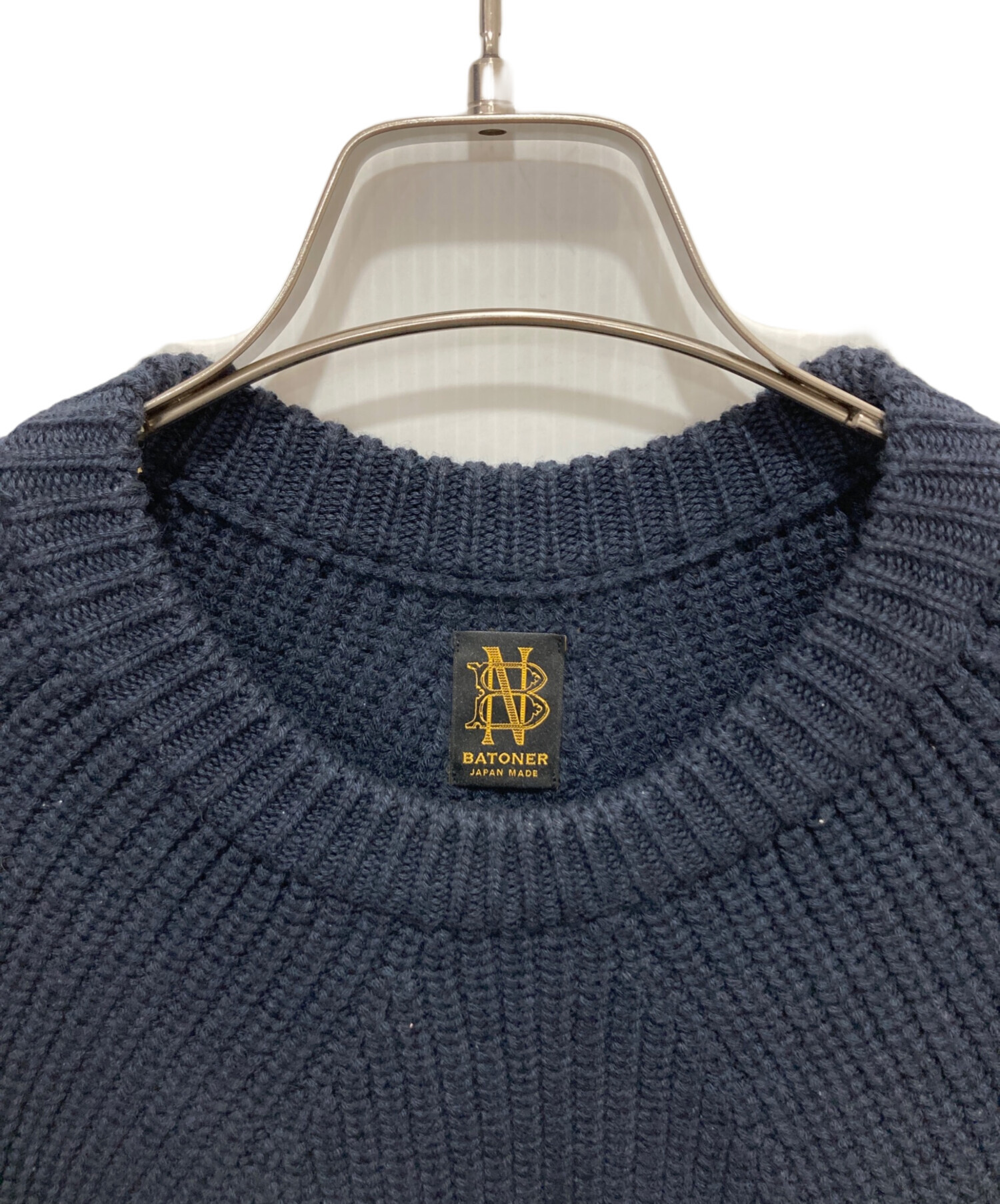 中古・古着通販】BATONER (バトナ―) SIGNATURE CREW NECK ネイビー