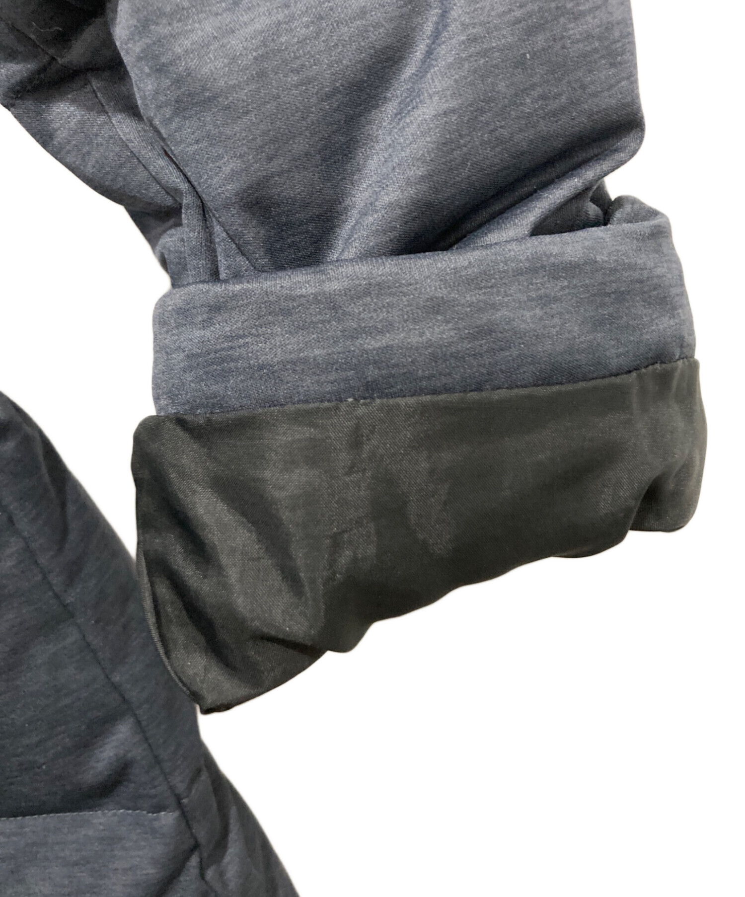 【S.N】LANVIN en Bleu グレー ダウンジャケット 38 S.N】LANVIN en Bleu グレー ダウンジャケット 38 LANVIN en Bleu