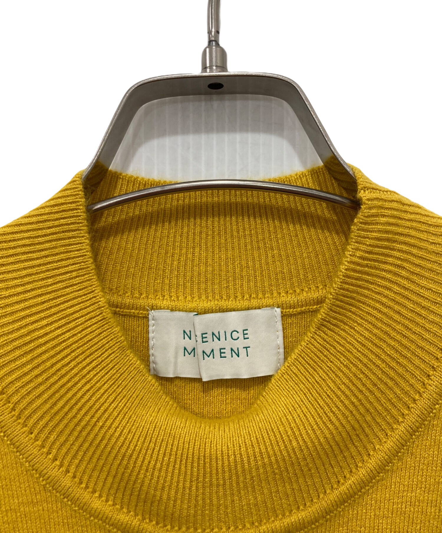 NICENICE MOMENT ニット・セーター M 白 【古着】【中古】【送料無料】 moment+ ニット セーター ホルタースクエアネックボリュームスリーブ
