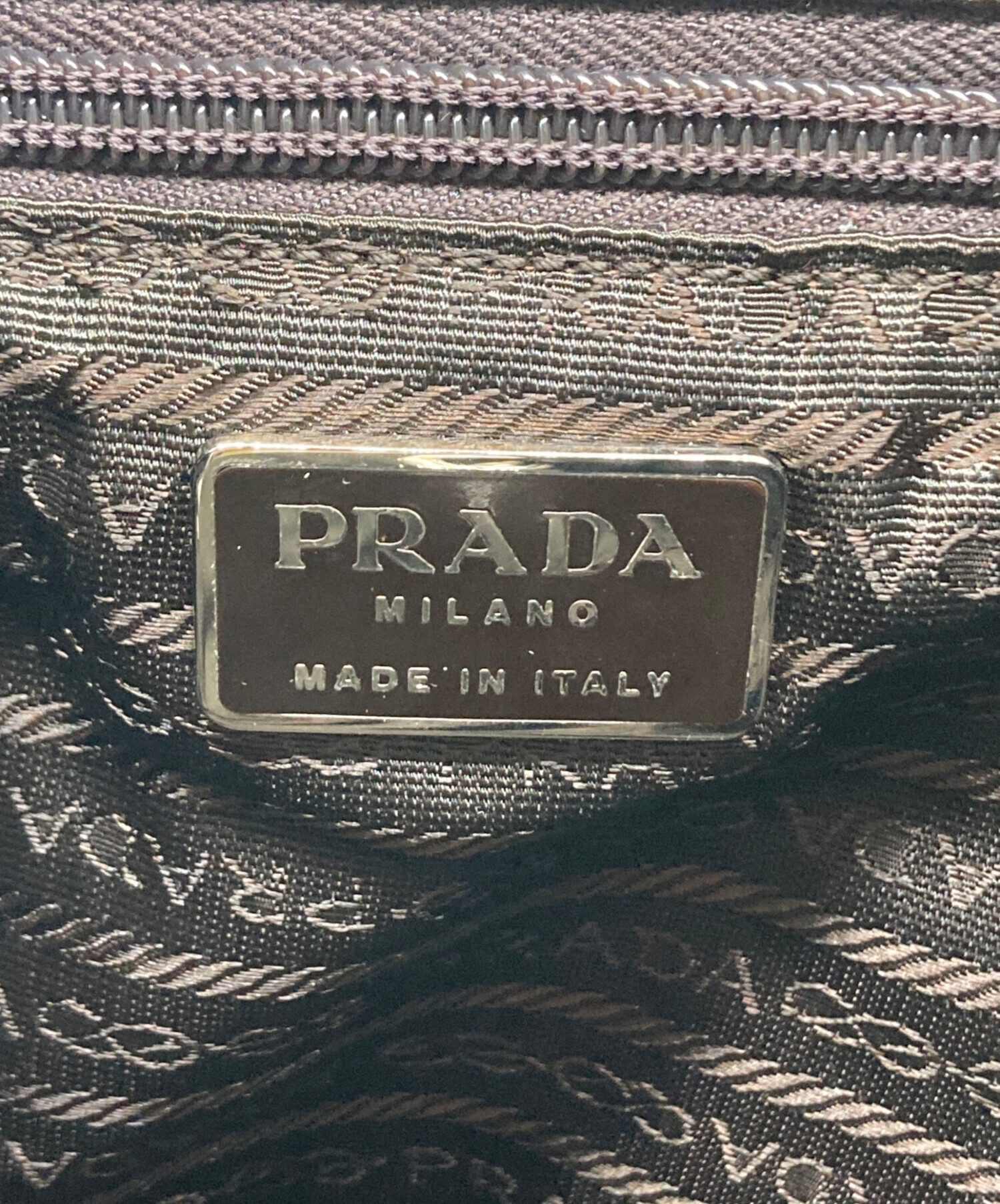 中古・古着通販】PRADA (プラダ) ナイロンリュック カーキ｜ブランド