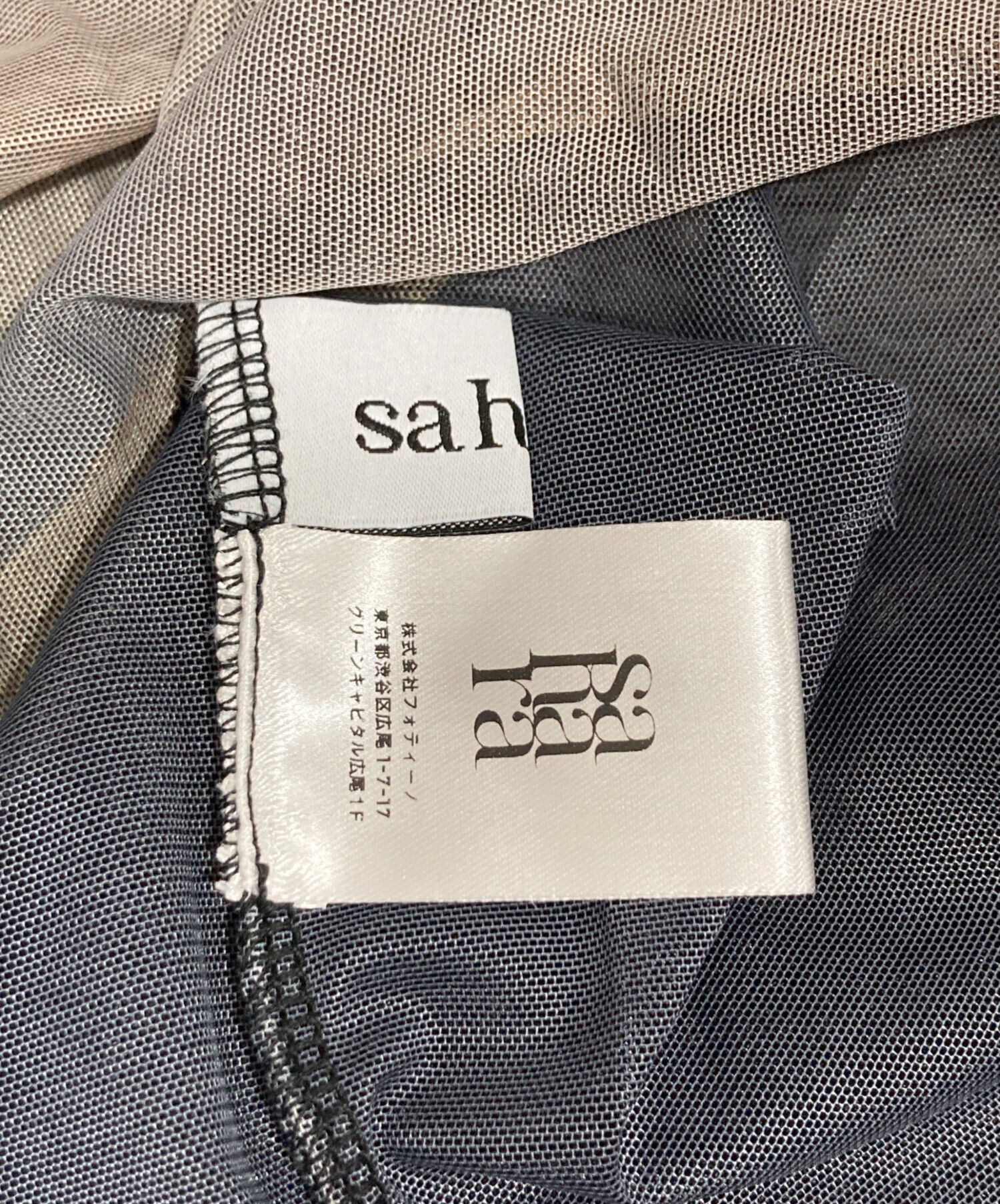 中古・古着通販】sahara (サハラ) High Neck Sheer Top ブラック