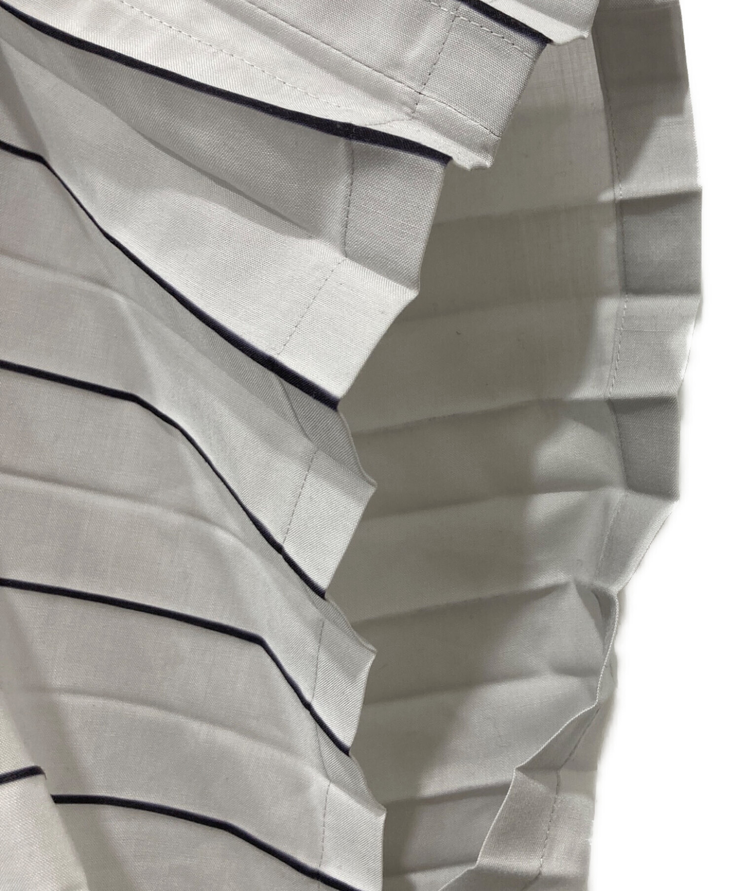 中古・古着通販】ISSEY MIYAKE me (イッセイ ミヤケ ミー) プリーツ