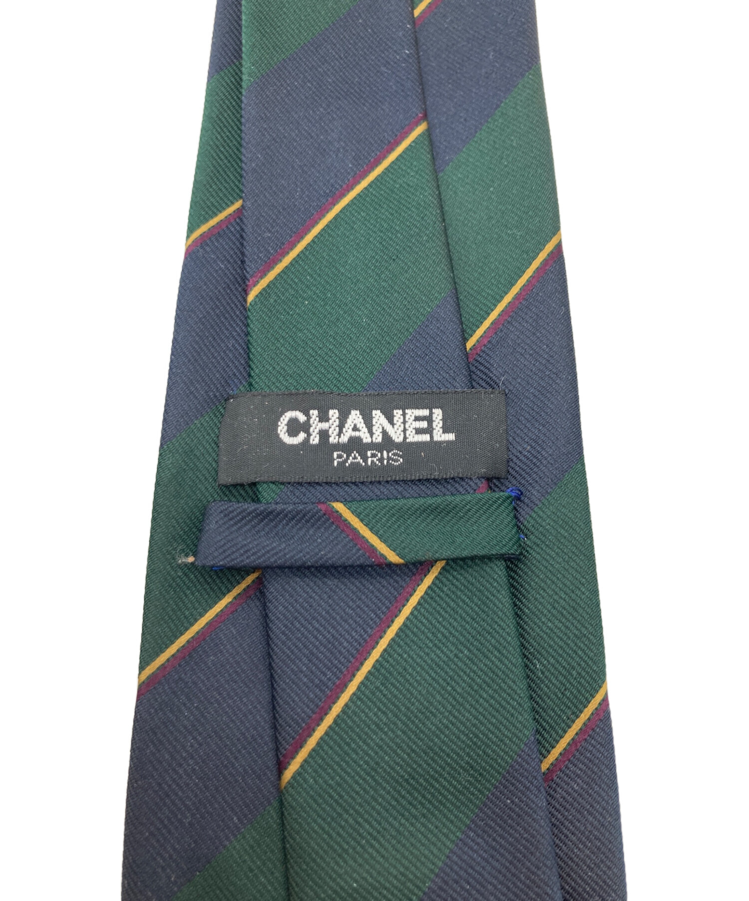 【新品未使用】シャネル ネクタイ オリーブグリーン ココマーク クローバー 中古・古着通販】CHANEL (シャネル) エンブレムココマークロゴシルク