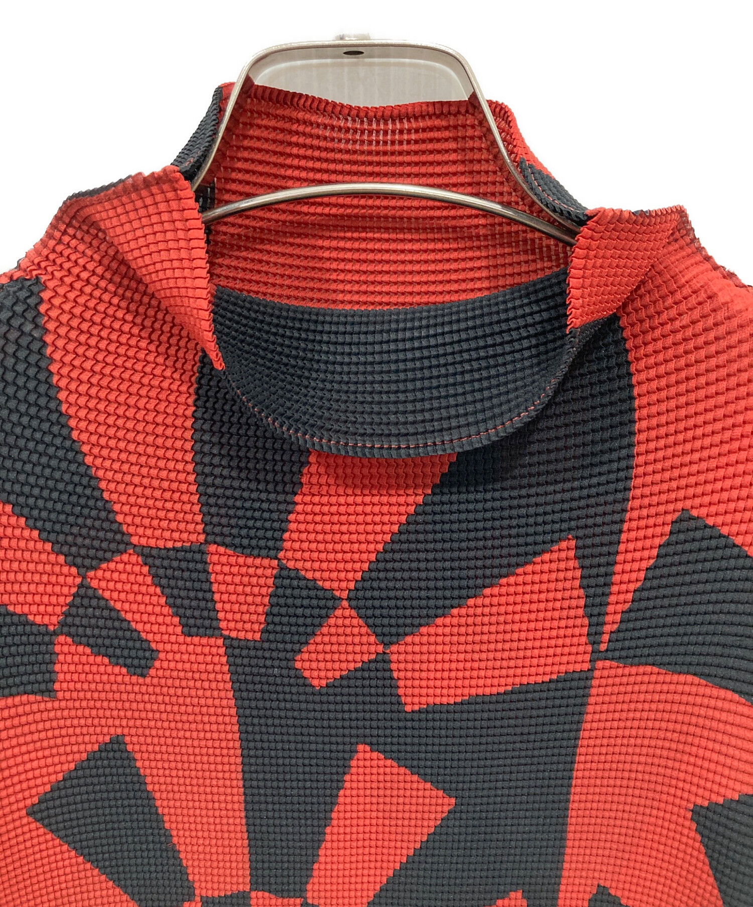 ISSEY MIYAKE ドット柄 長袖カットソー 捻れプリーツ M 【公式通販】