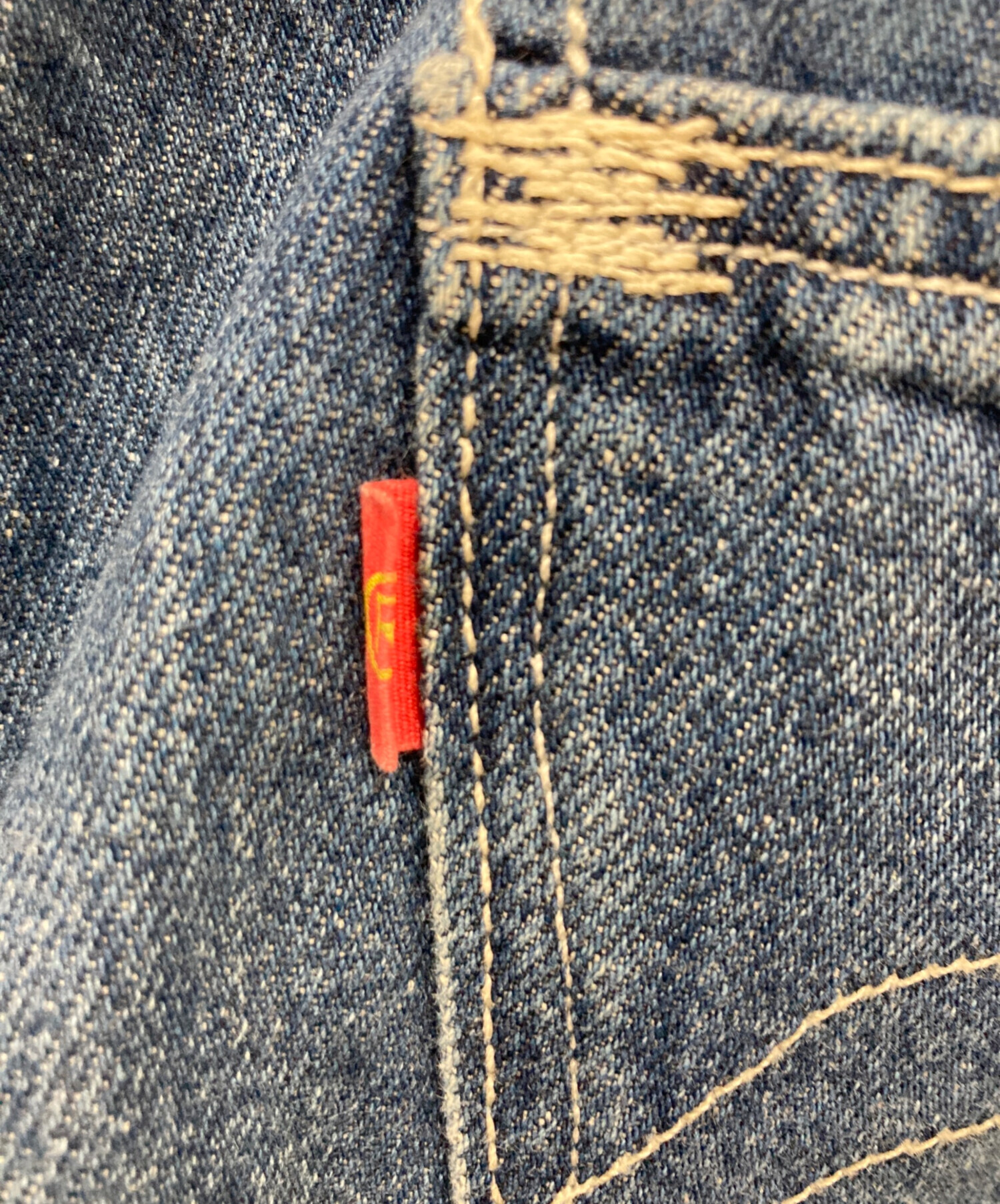 中古・古着通販】LEVI'S RED (リーバイス レッド) ダブルニーデニム 中古・古着通販】LEVI'S RED (リーバイス レッド) ダブルニーデニム