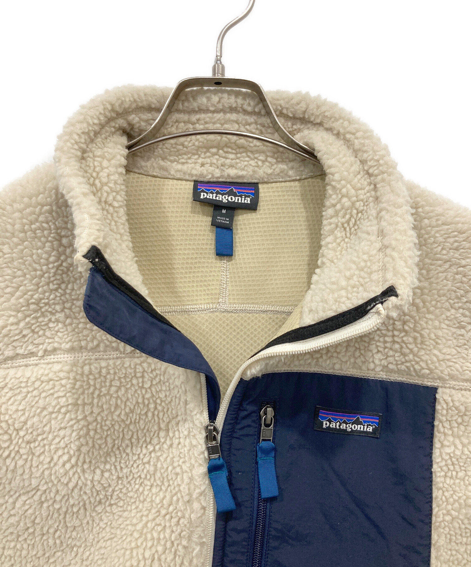 ★レアカラー！美品★patagonia レトロX ベスト M★ベージュ/ブルー 中古・古着通販】Patagonia (パタゴニア) クラシックレトロXベスト