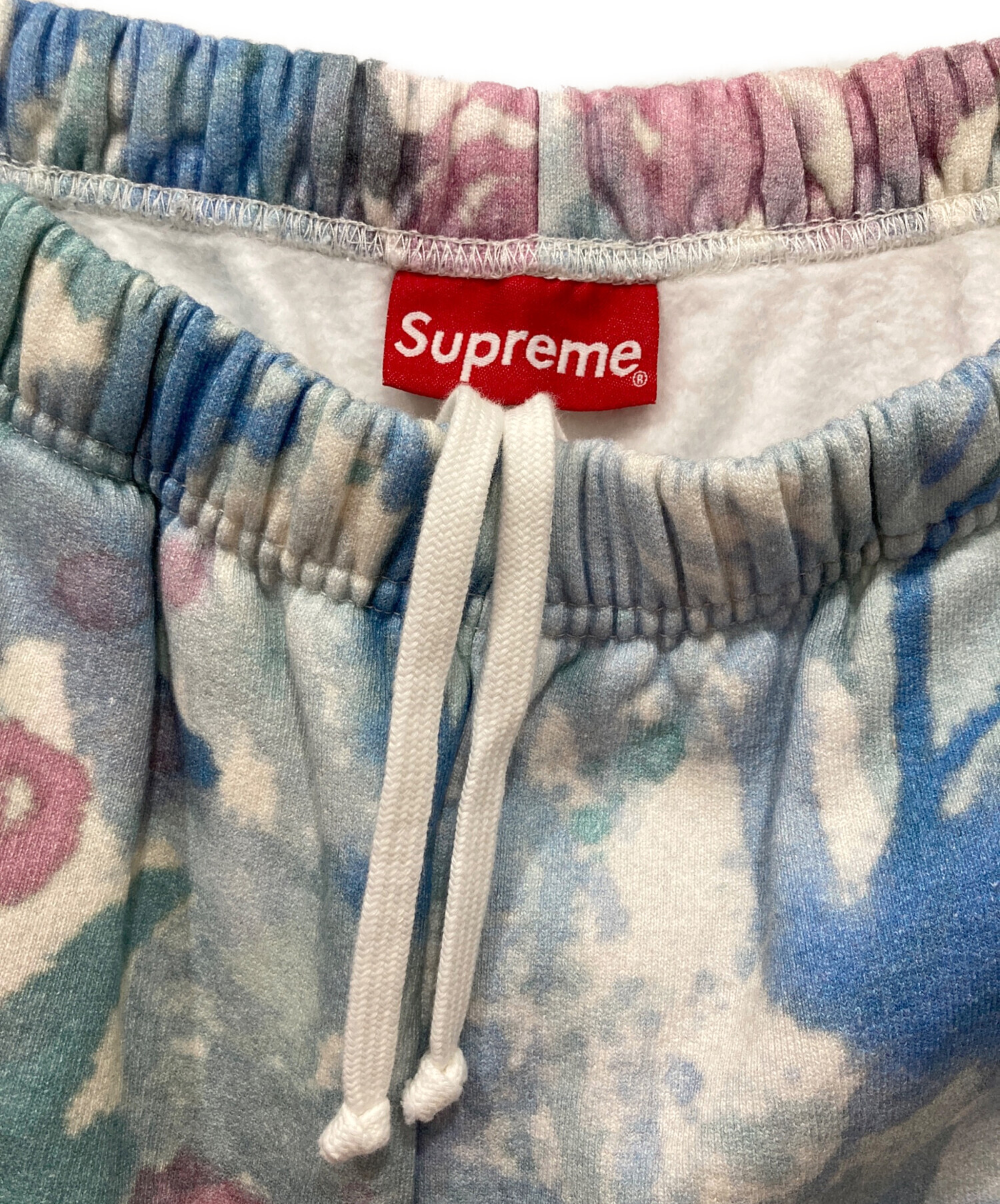 Supreme Small Box Sweatshort ライトブルー M 中古・古着通販】SUPREME (シュプリーム) Small Box Sweatshort ブルー