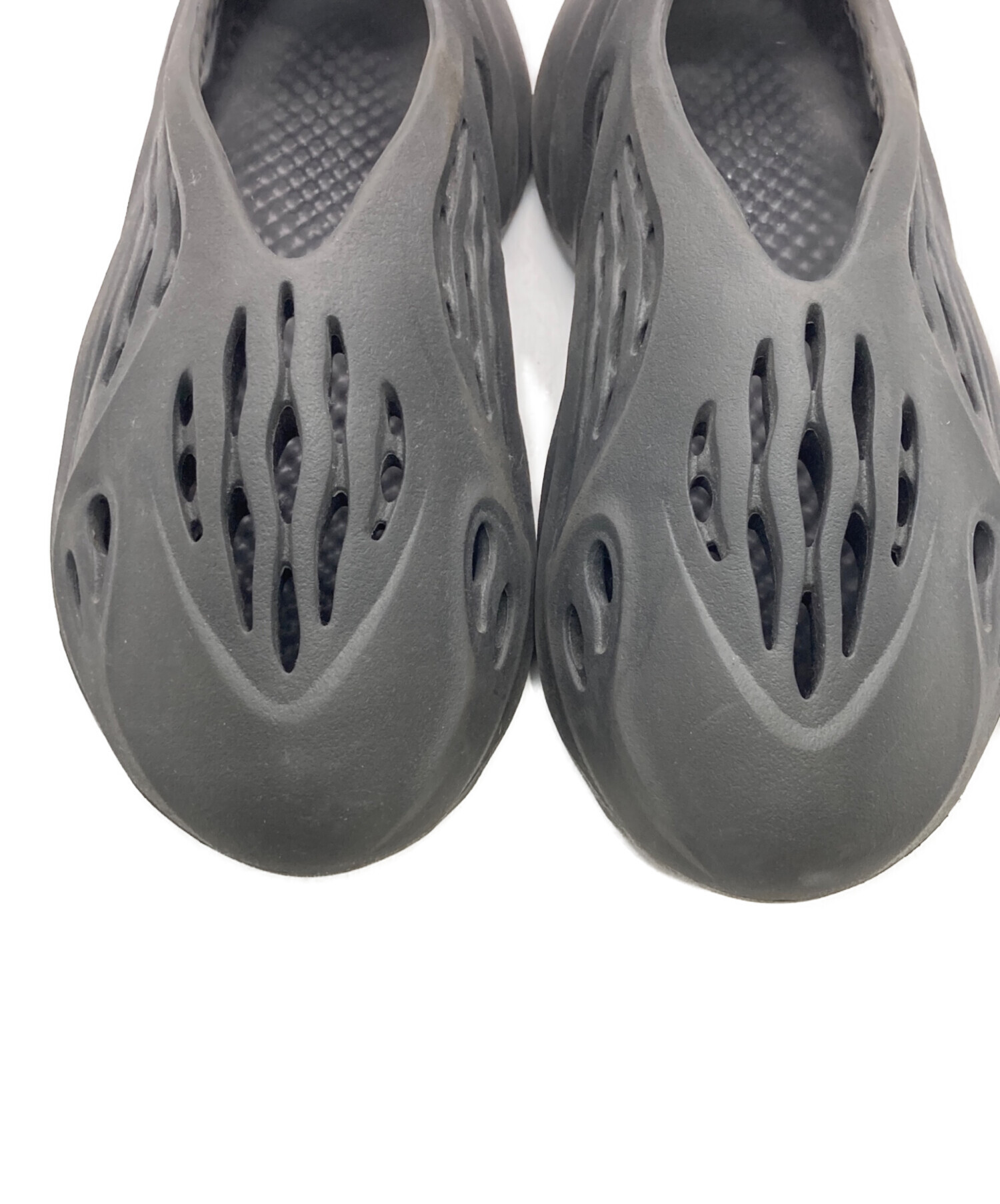 中古・古着通販】YEEZY (イージー) Foam Runner/フォームランナー
