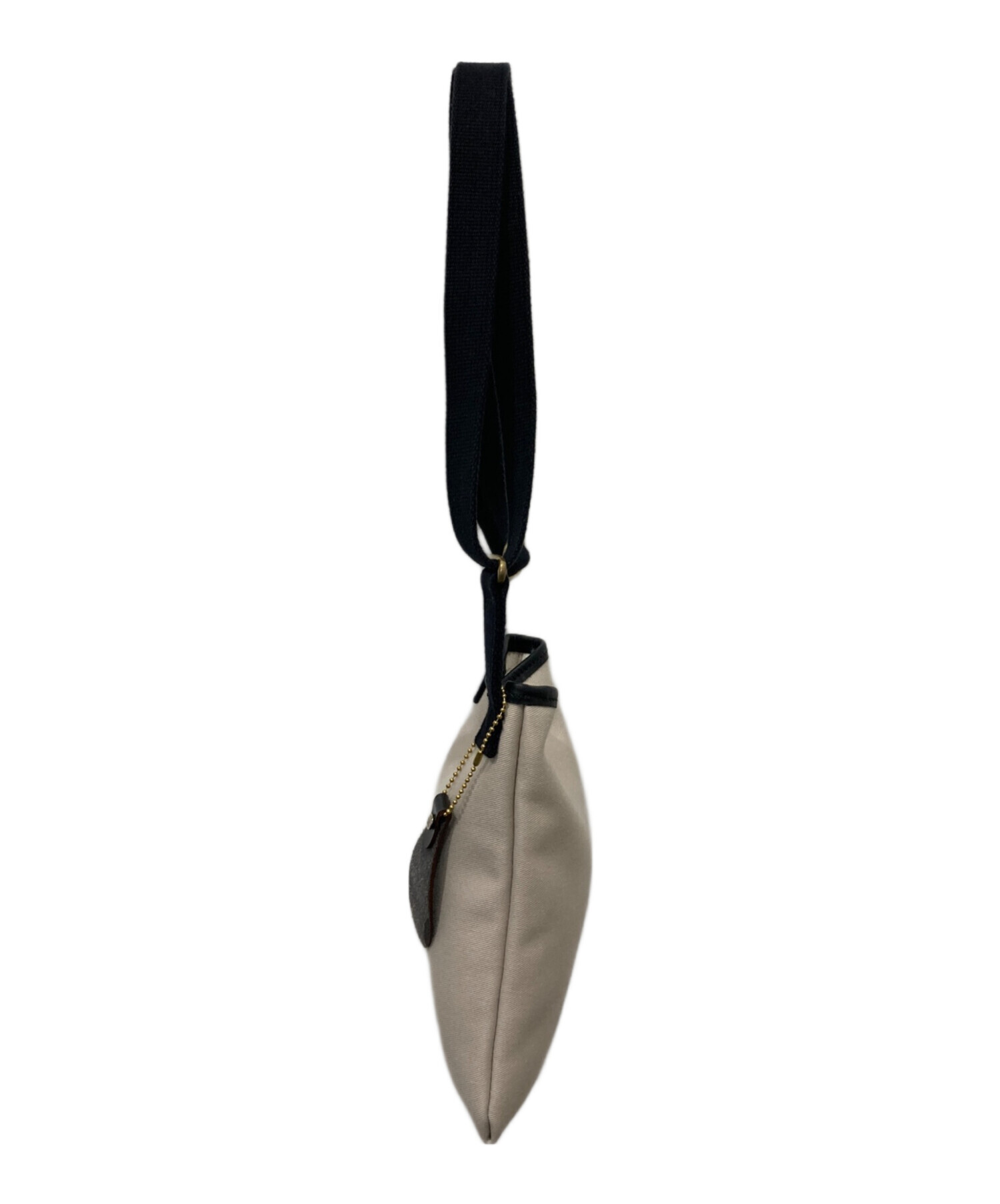 【未使用】Brady ショルダーバッグ 中古・古着通販】brady (ブレディ) ミニショルダーバッグ グレー