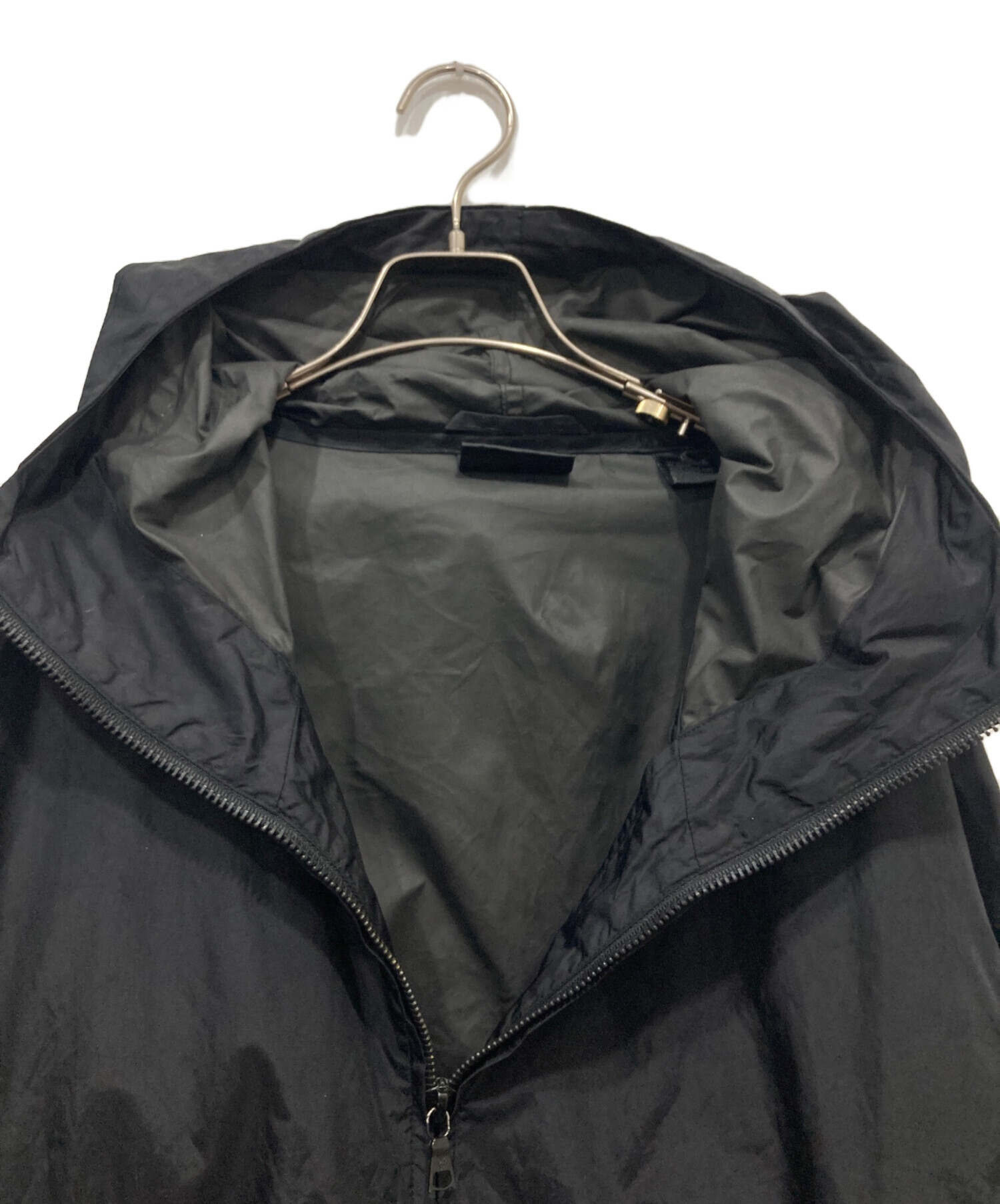90s DKNY フーデットナイロンコート 黒ブラック M ヴィンテージ 中古・古着通販】DKNY (ダナキャランニューヨーク) ナイロンジャケット