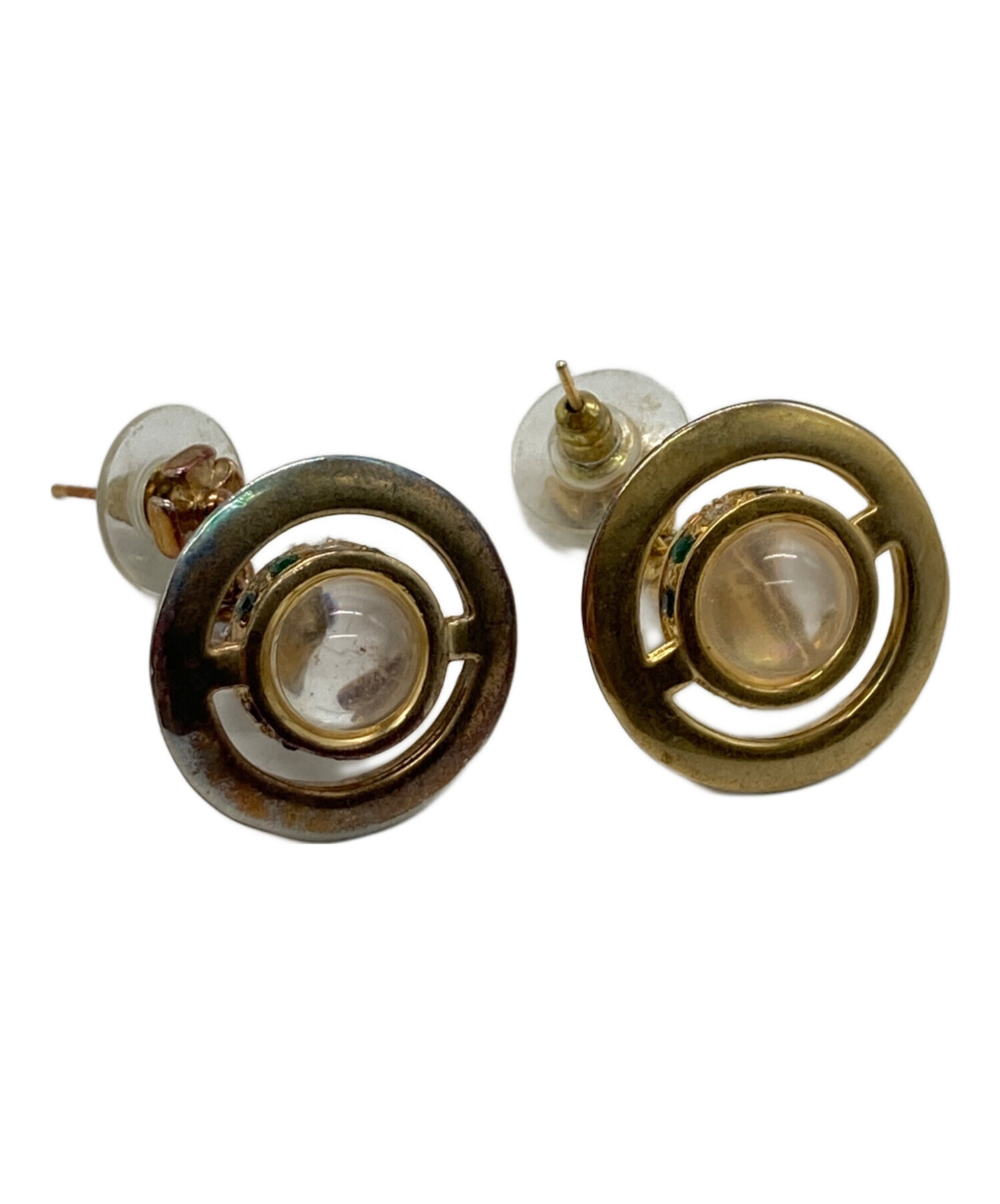 【新品未使用】Vivienne Westwood ゴールドピアス 中古・古着通販】Vivienne Westwood (ヴィヴィアンウエストウッド