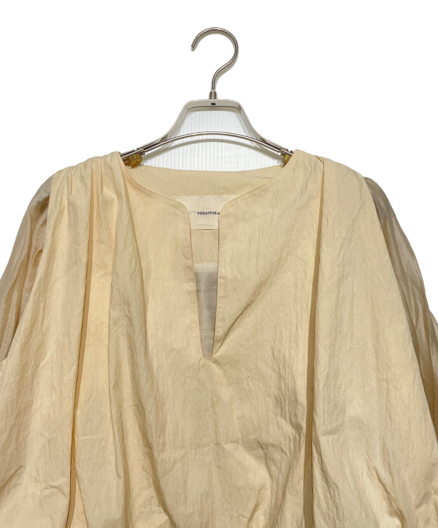 中古・古着通販】TODAYFUL (トゥデイフル) 2way Gather Blouse 中古・古着通販】TODAYFUL (トゥデイフル) 2way Gather Blouse