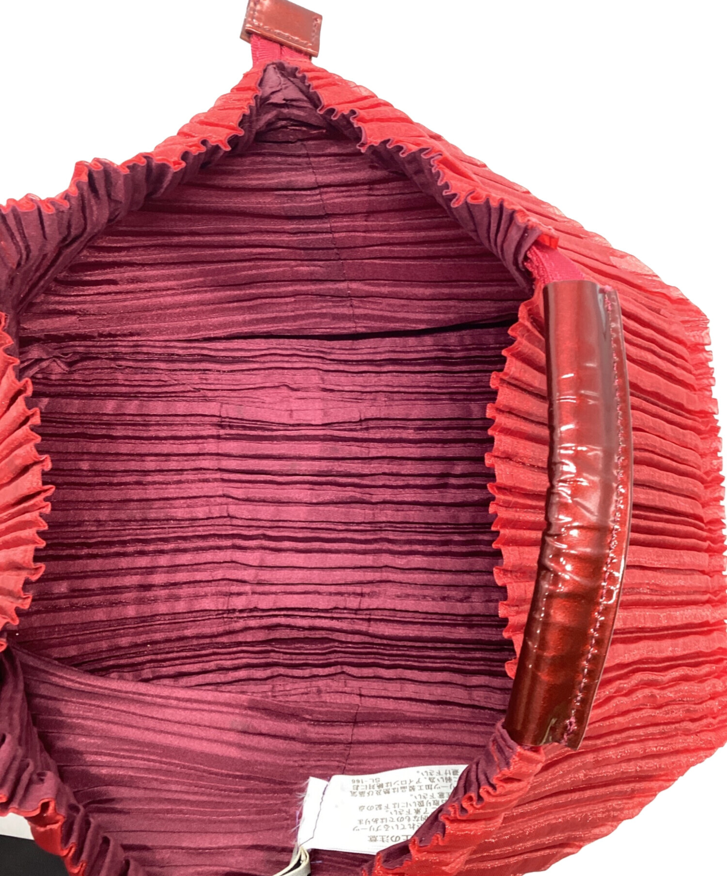 中古・古着通販】ISSEY MIYAKE (イッセイミヤケ) プリーツハンドバッグ 