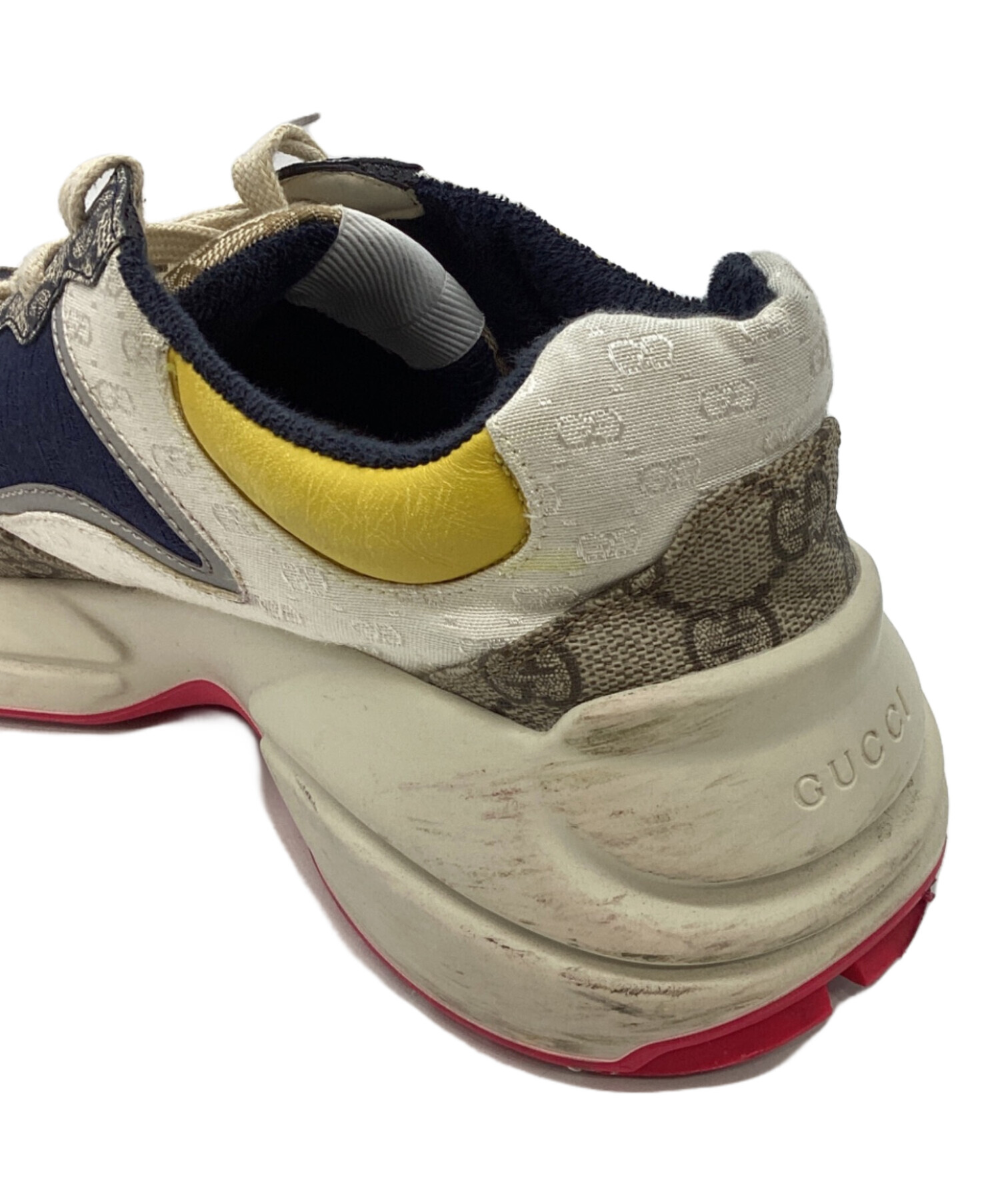 グッチ サイズ:6  RHYTON 680870 GGスプリームローカットスニーカー 中古 BS99 中古・古着通販】GUCCI (グッチ) Rhyton ローカットスニーカー マルチ