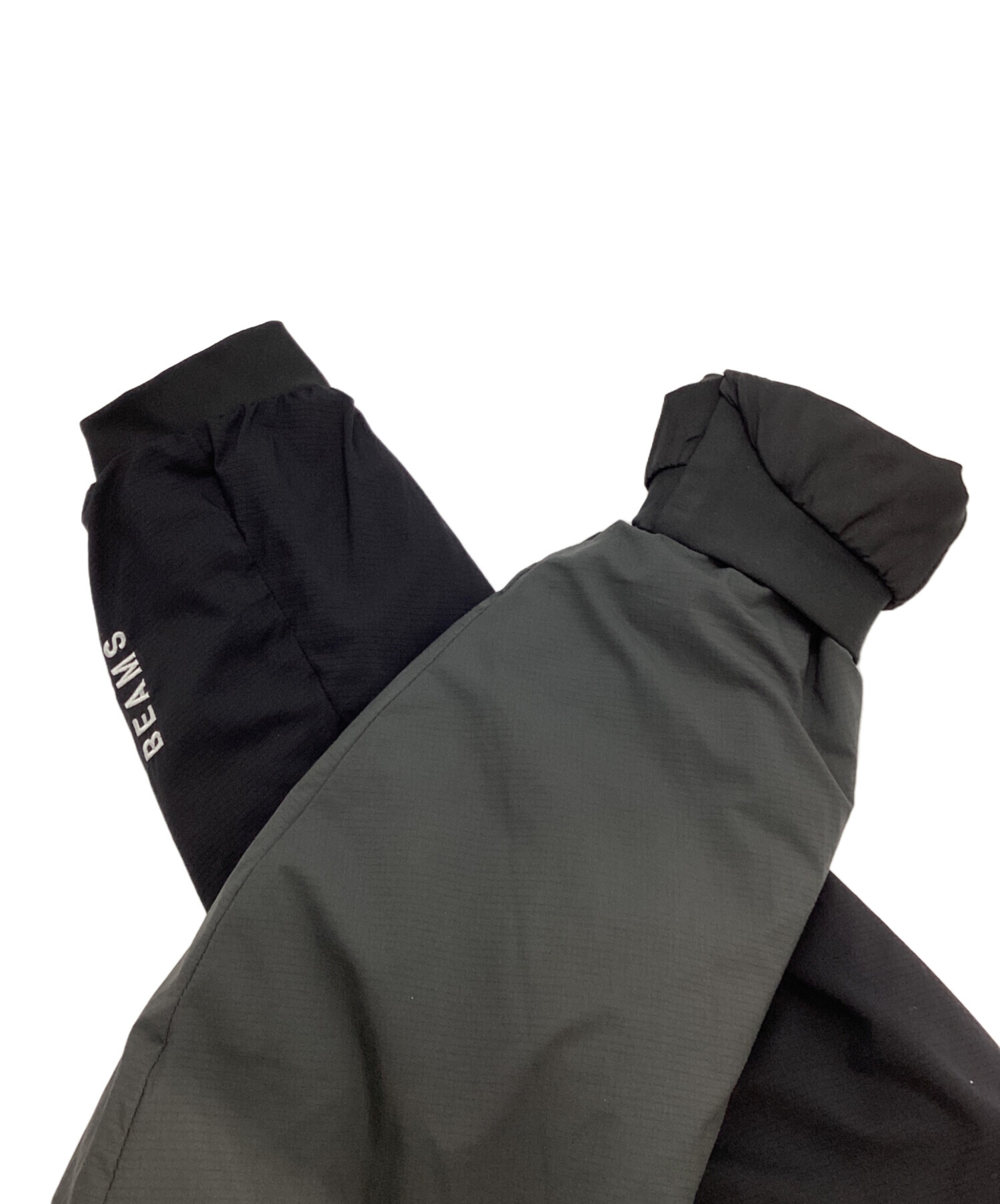 ARC'TERYX /BEAMSコラボ ブラック/グレー ARC'TERYX × BEAMS のご紹介 第二弾です！｜ビームス 銀座｜BEAMS