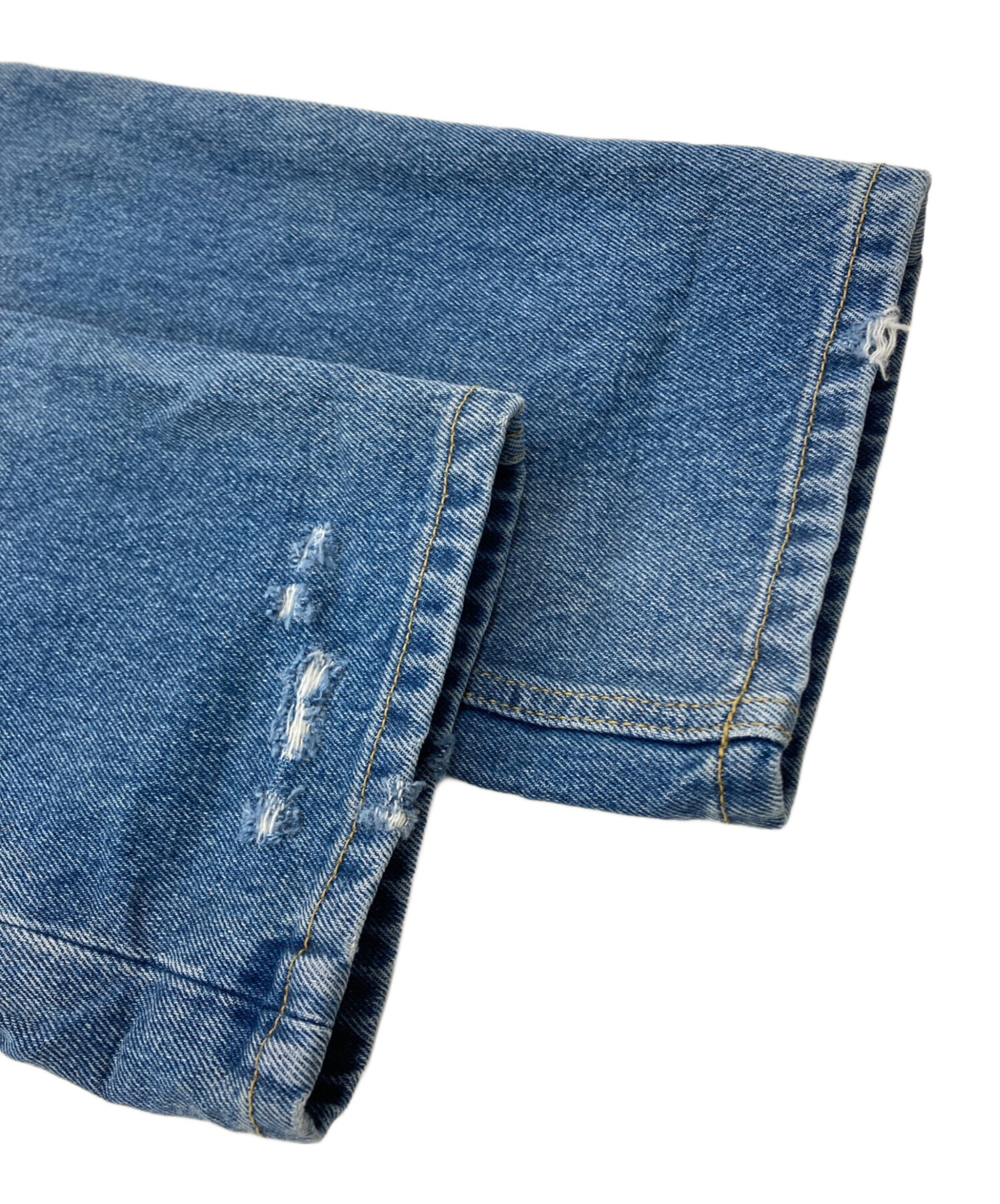 プラダ(PRADA)2023ACロゴ入りダメージデニムパンツ 中古・古着通販】PRADA (プラダ) トライアングルロゴ デニムパンツ