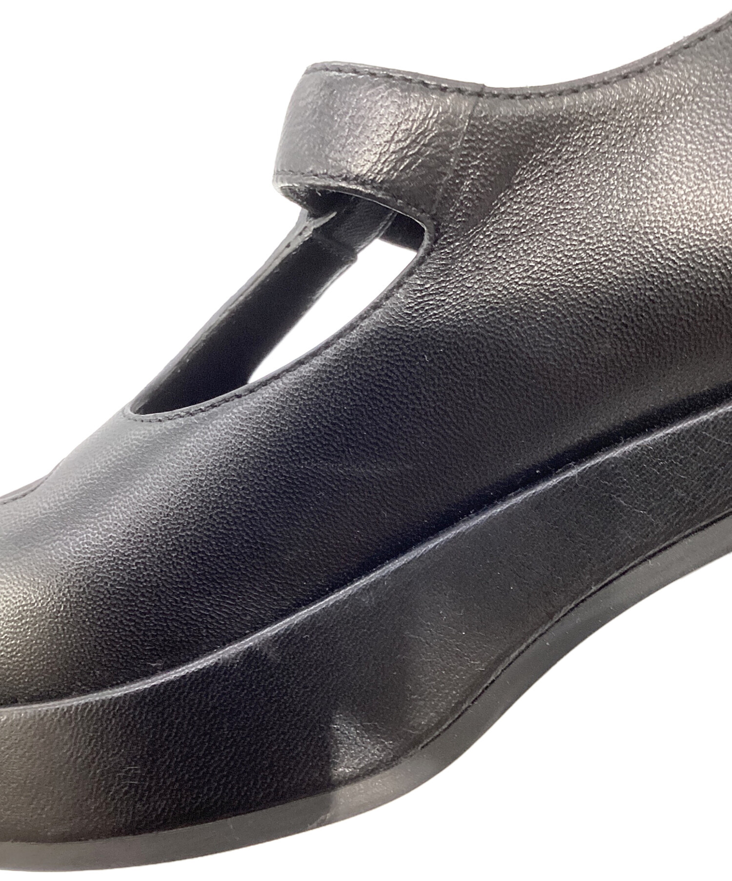 GUCCI エナメルレザー ドレスシューズ 黒 中古・古着通販】GUCCI (グッチ) メリージェーン レザーシューズ