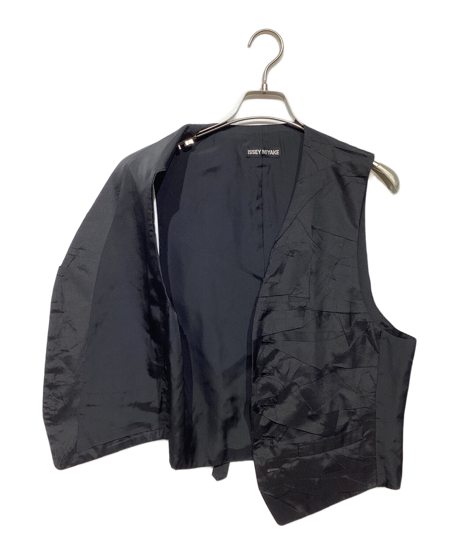 中古・古着通販】ISSEY MIYAKE (イッセイミヤケ) プリーツベスト ME31 中古・古着通販】ISSEY MIYAKE (イッセイミヤケ) プリーツベスト ME31