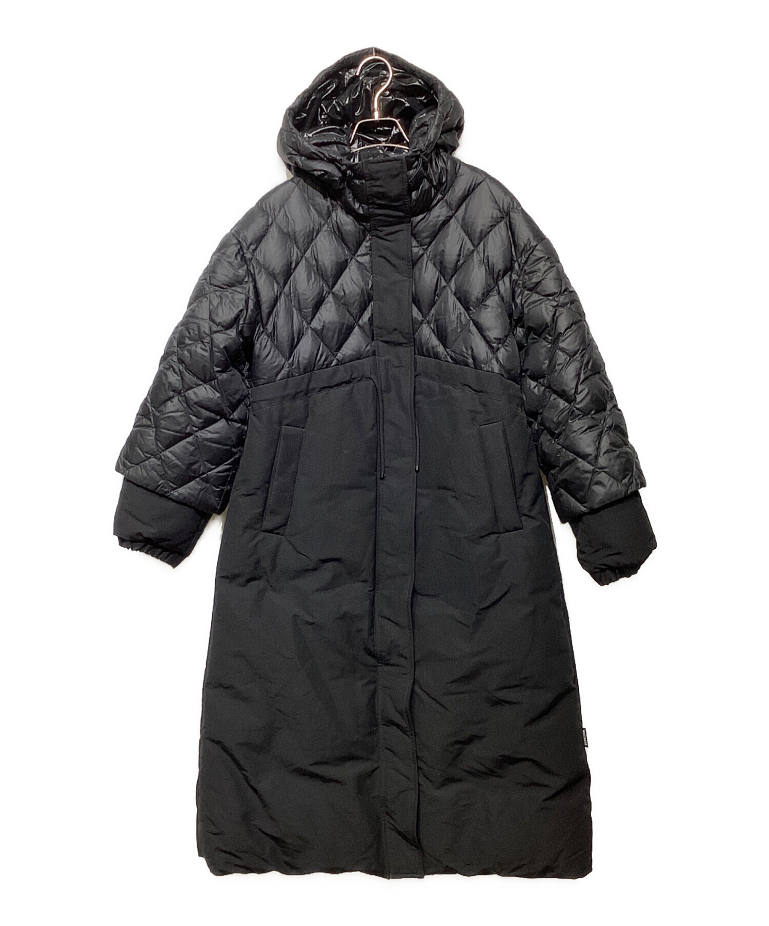 中古・古着通販】DUVETICA (デュベティカ) SARANE ダウンコート 202