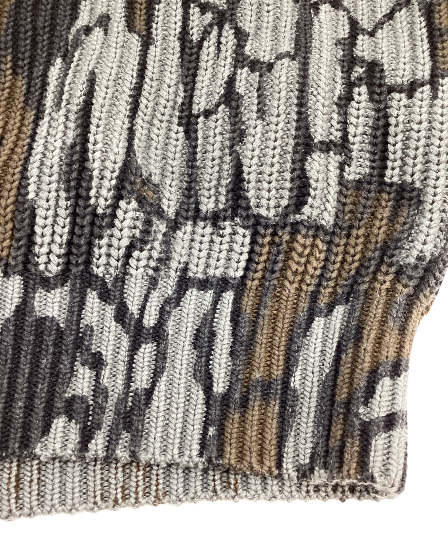 中古・古着通販】SUPREME (シュプリーム) Old English Printed Sweater