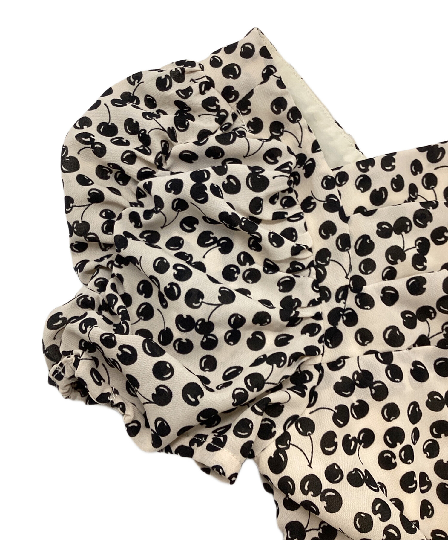 中古・古着通販】HER LIP TO (ハーリップトゥ) Draped Cherry Pattern 