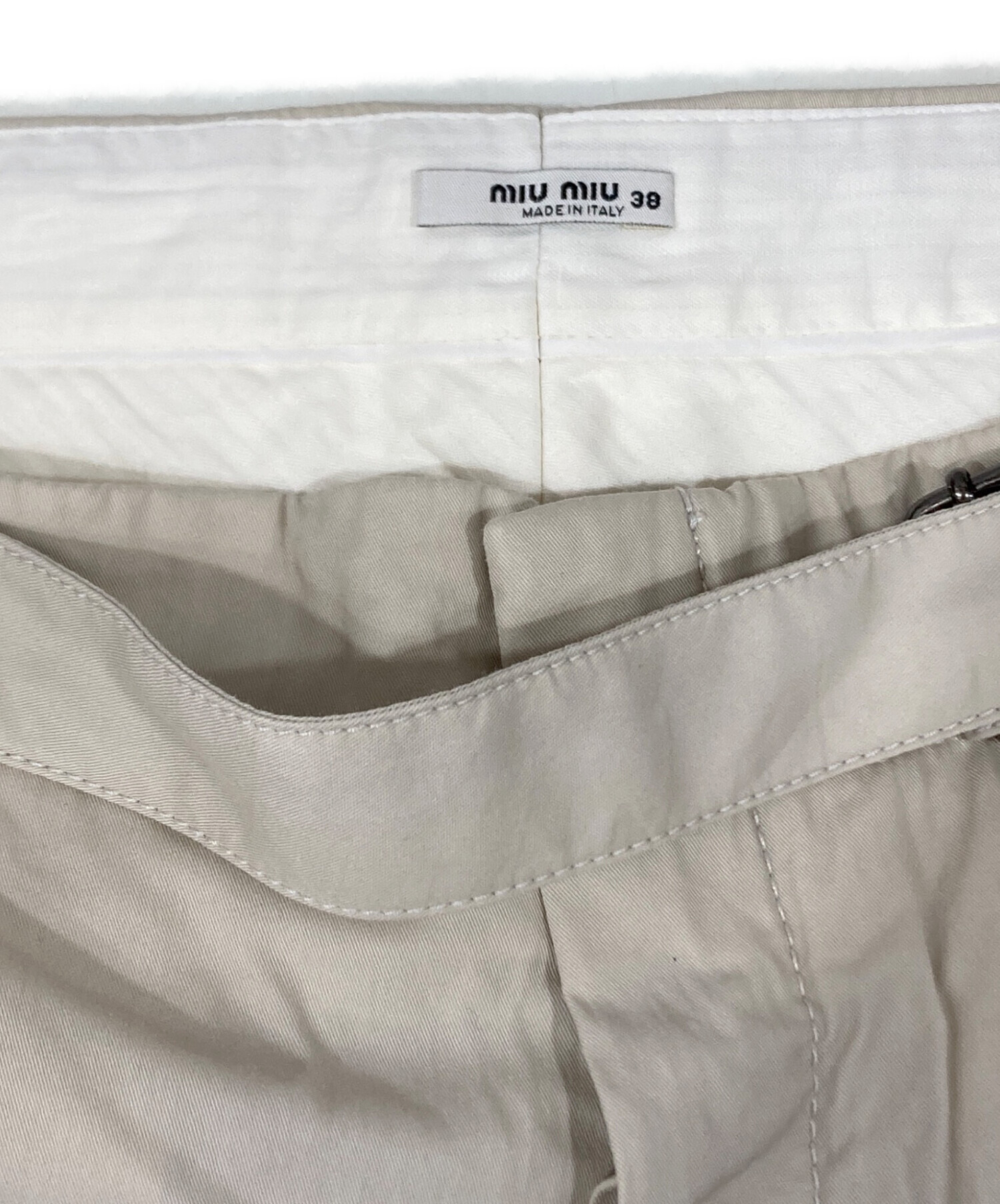 中古・古着通販】MIU MIU (ミュウミュウ) 裾ジップベルテッドパンツ 