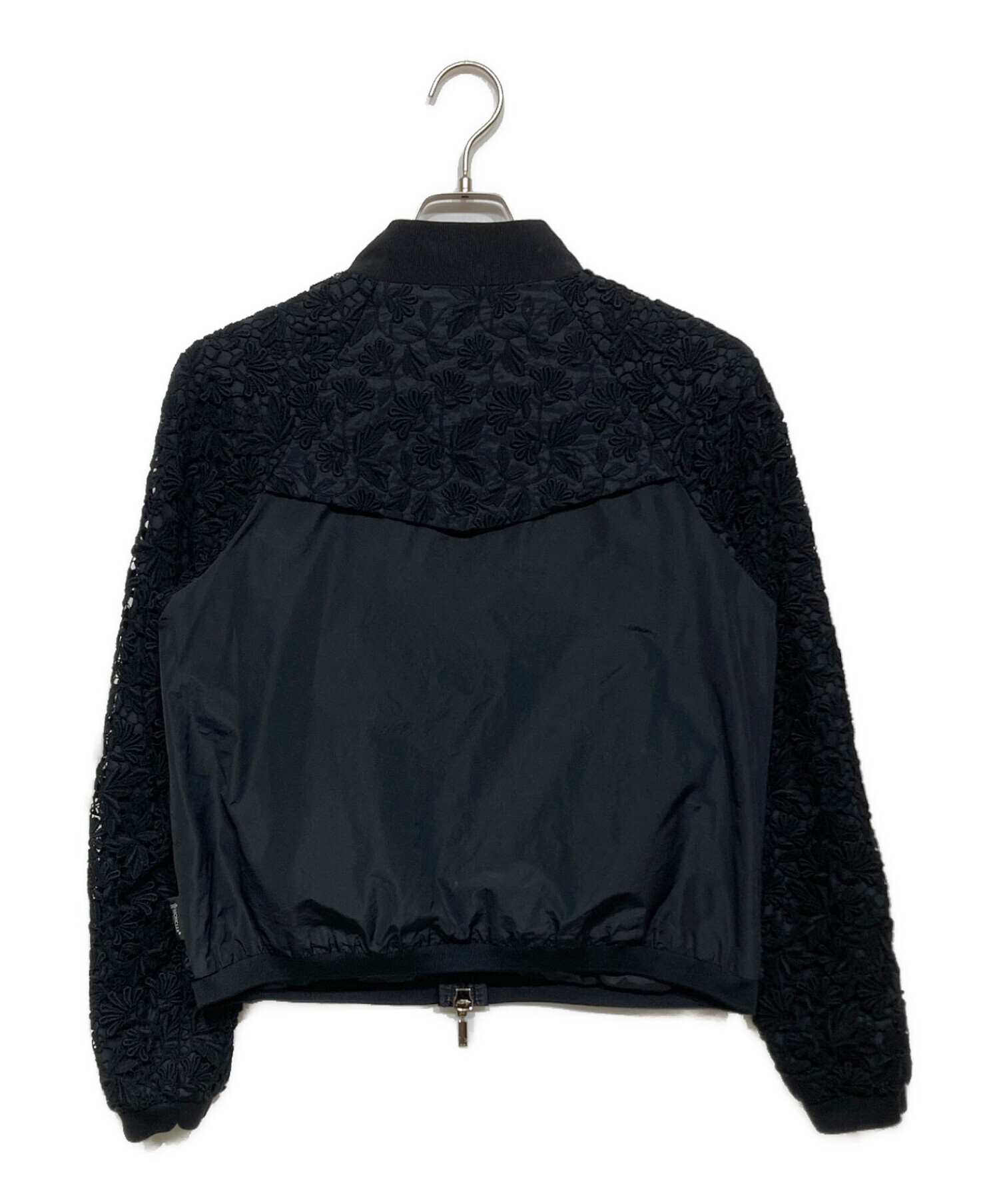 中古・古着通販】MONCLER (モンクレール) Black Flowers Embroidered