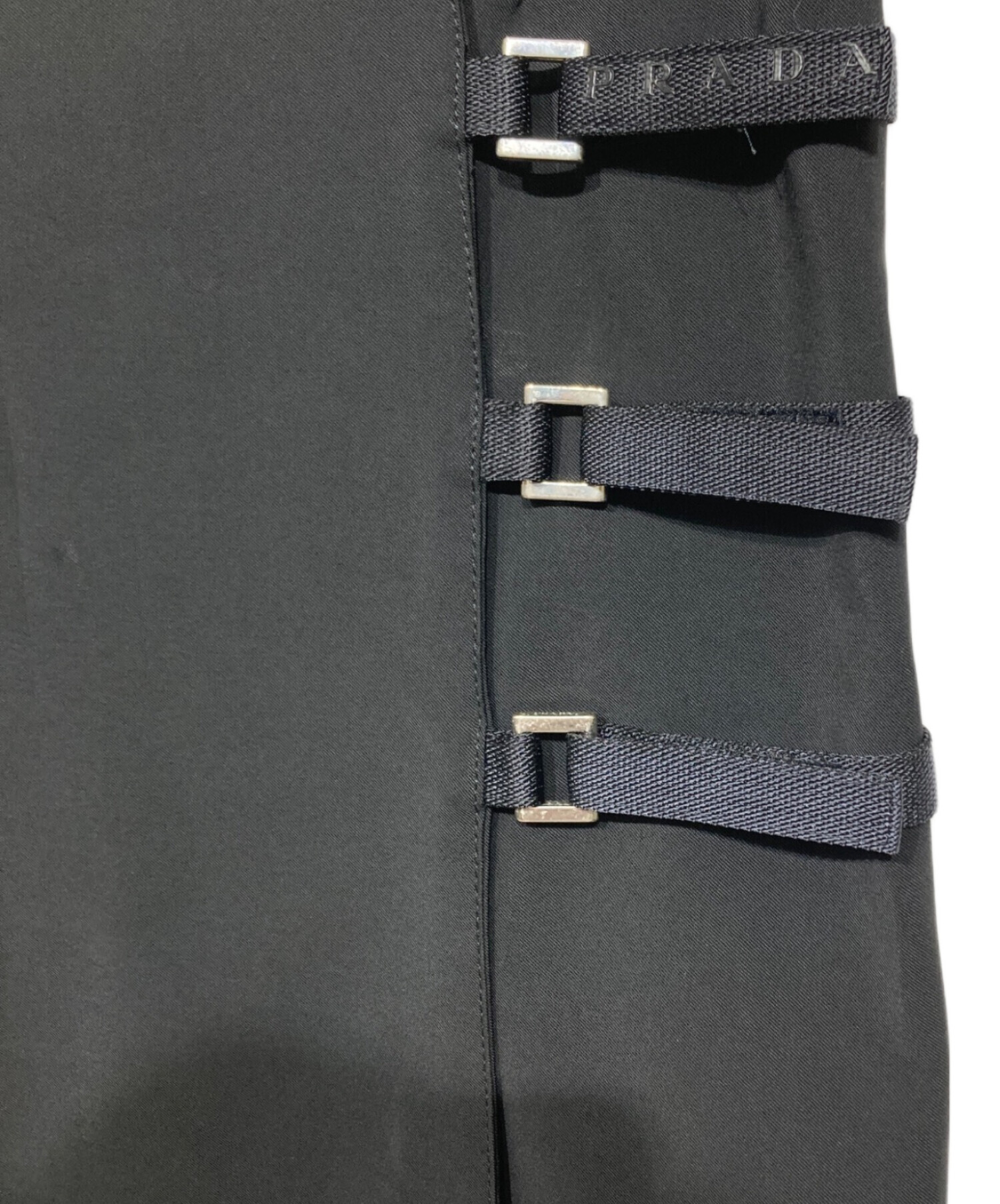 中古・古着通販】PRADA (プラダ) 3連ベルト 巻きスカート ブラック