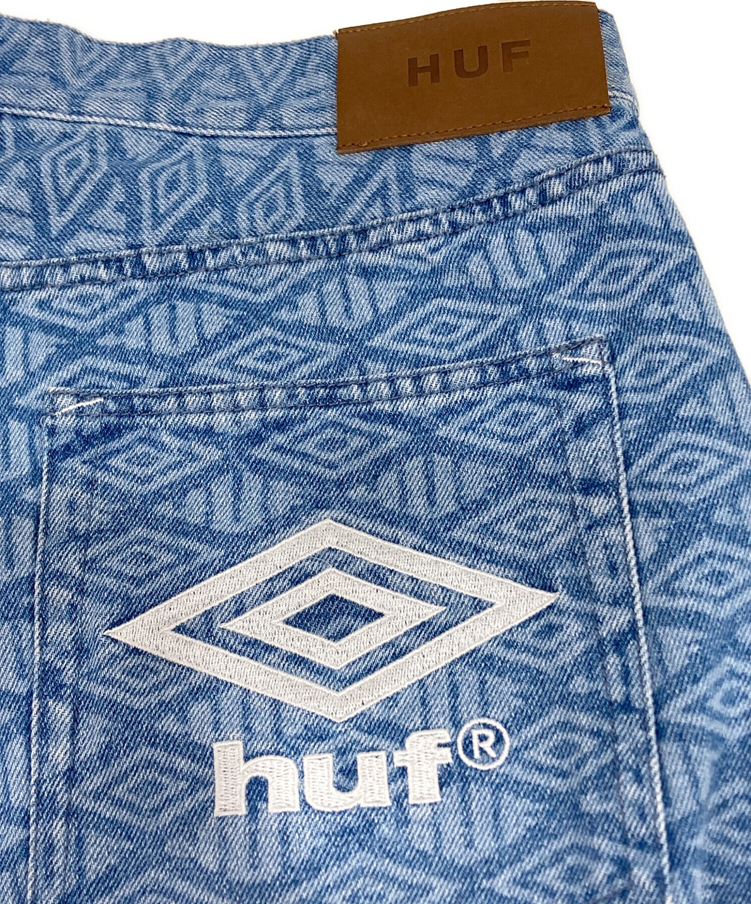中古・古着通販】HUF (ハフ) UMBRO (アンブロ) 総柄デニムパンツ 