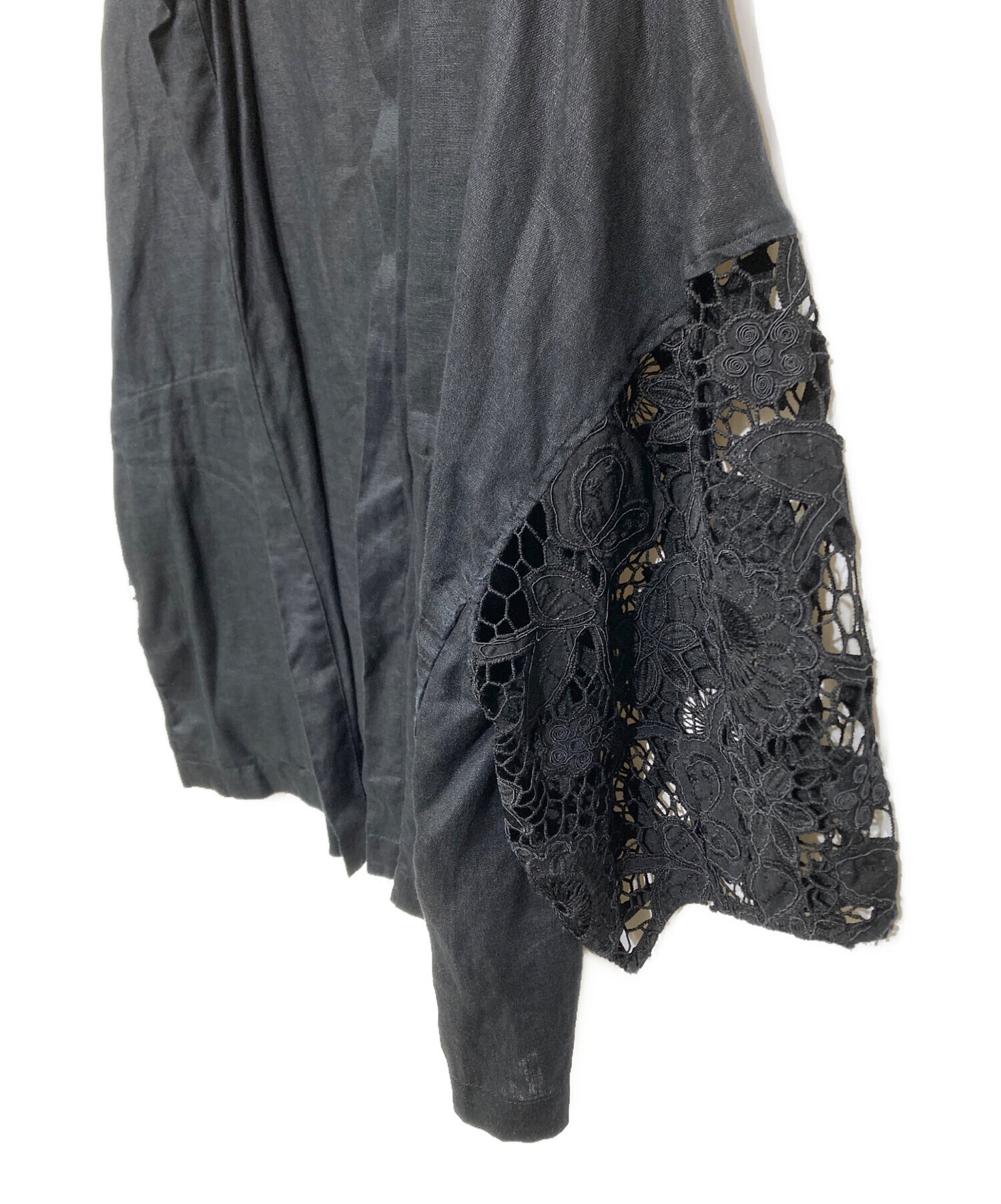 【新品タグ付】　BEARDSLEY ビアズリー　リネン羽織り グレー 中古・古着通販】BEARDSLEY (ビアズリー) 袖レースリネン羽織り