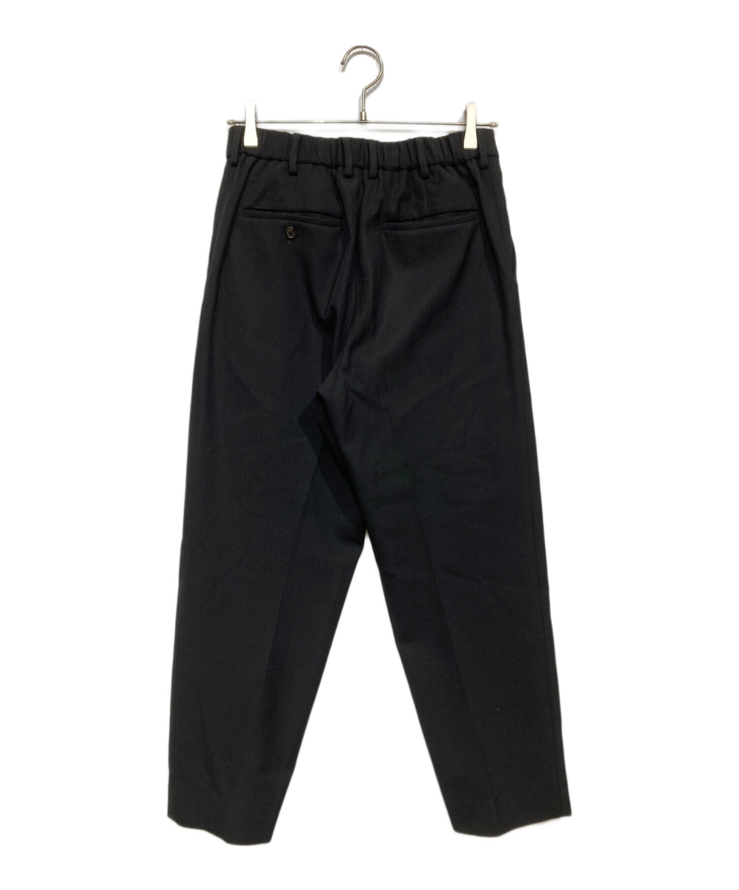 中古・古着通販】MARKAWARE (マーカウェア) PLEATED FRONT PEGTOP