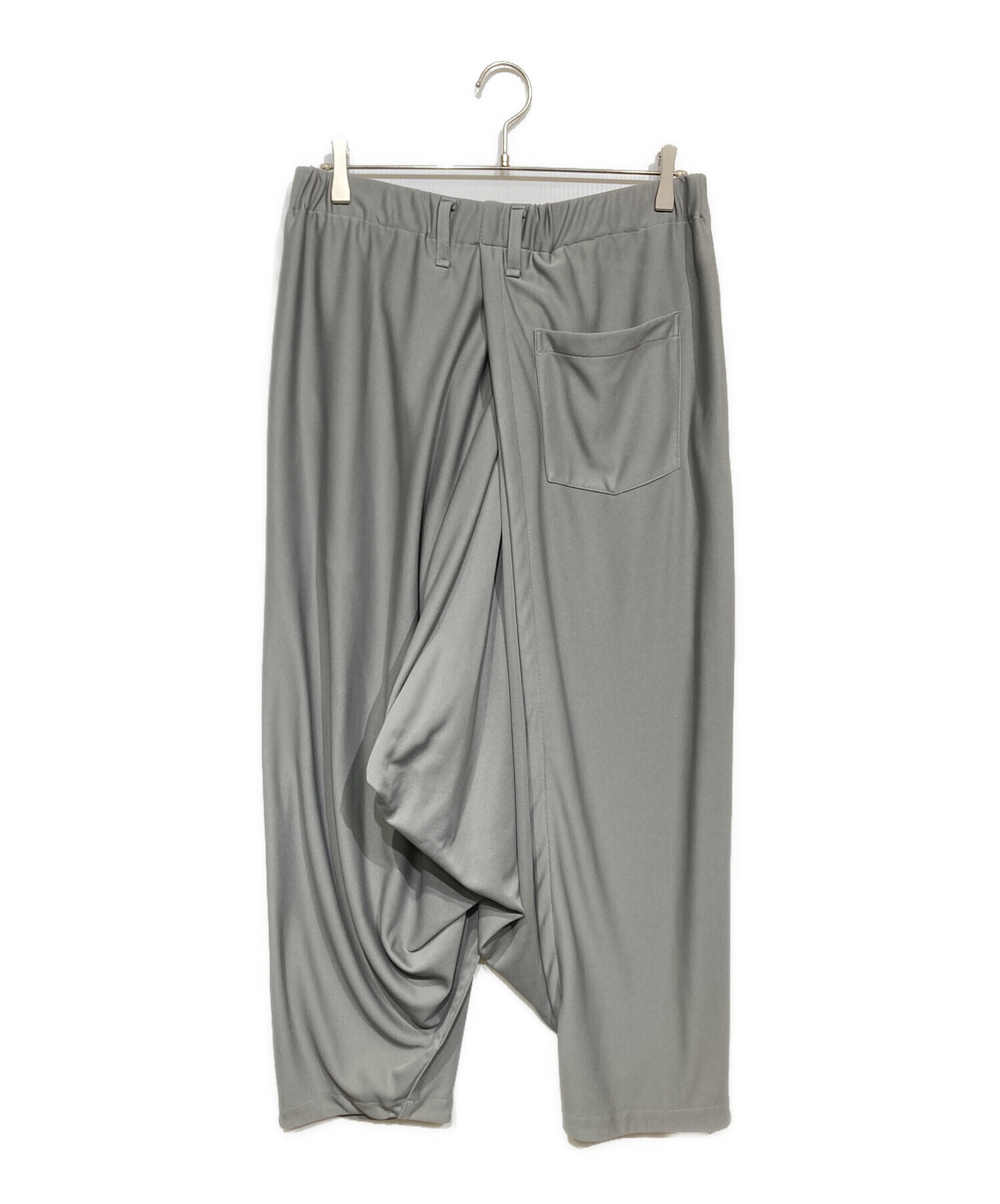 イッセイミヤケme グレー サルエルパンツ Mサイズ ポリエステル 中古・古着通販】132 5. ISSEY MIYAKE (132 5. イッセイ ミヤケ