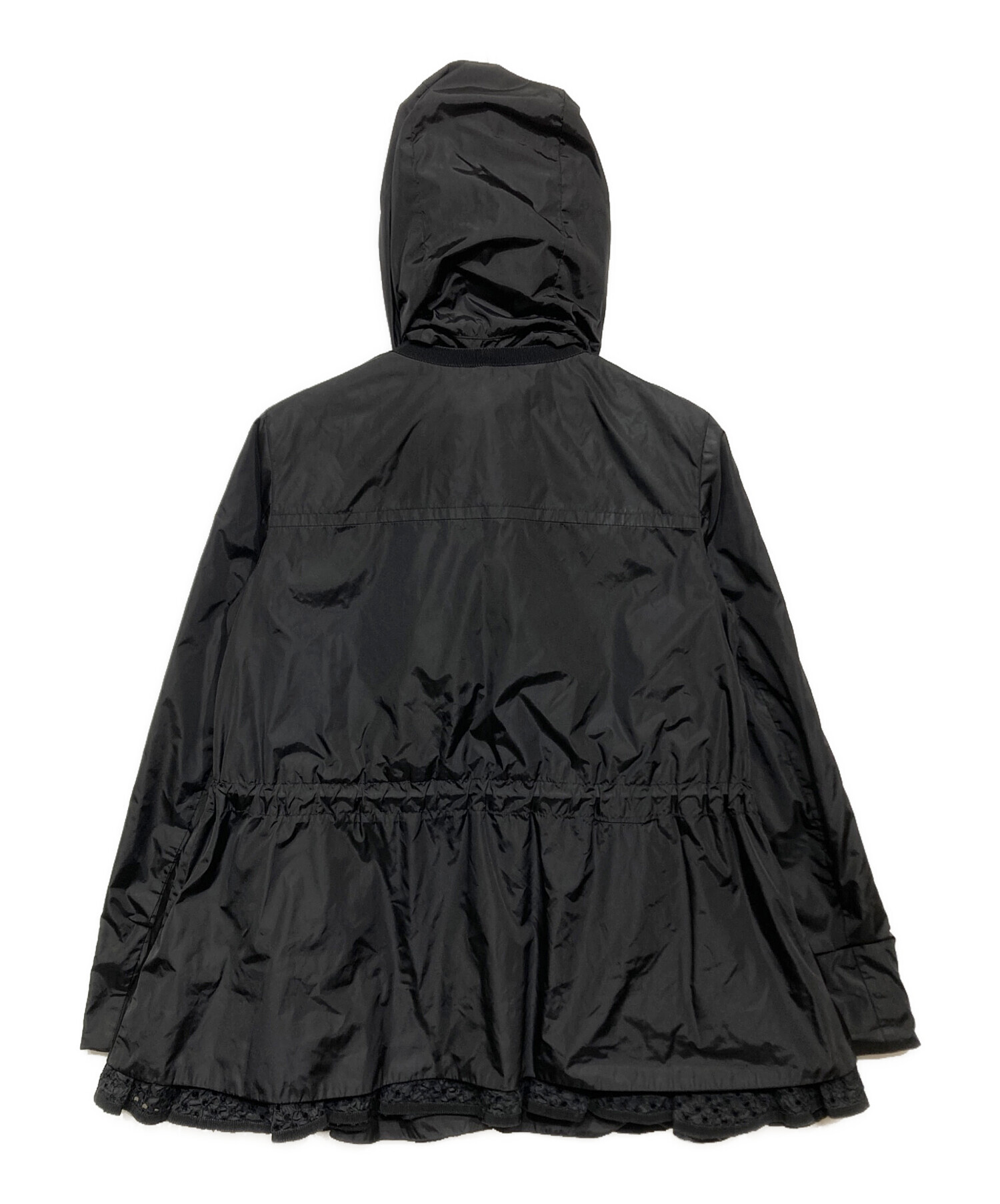 MONCLER / PHARILLONS ナイロンジャケット フリル ブラック 中古・古着通販】MONCLER (モンクレール) ナイロンフリルジャケット