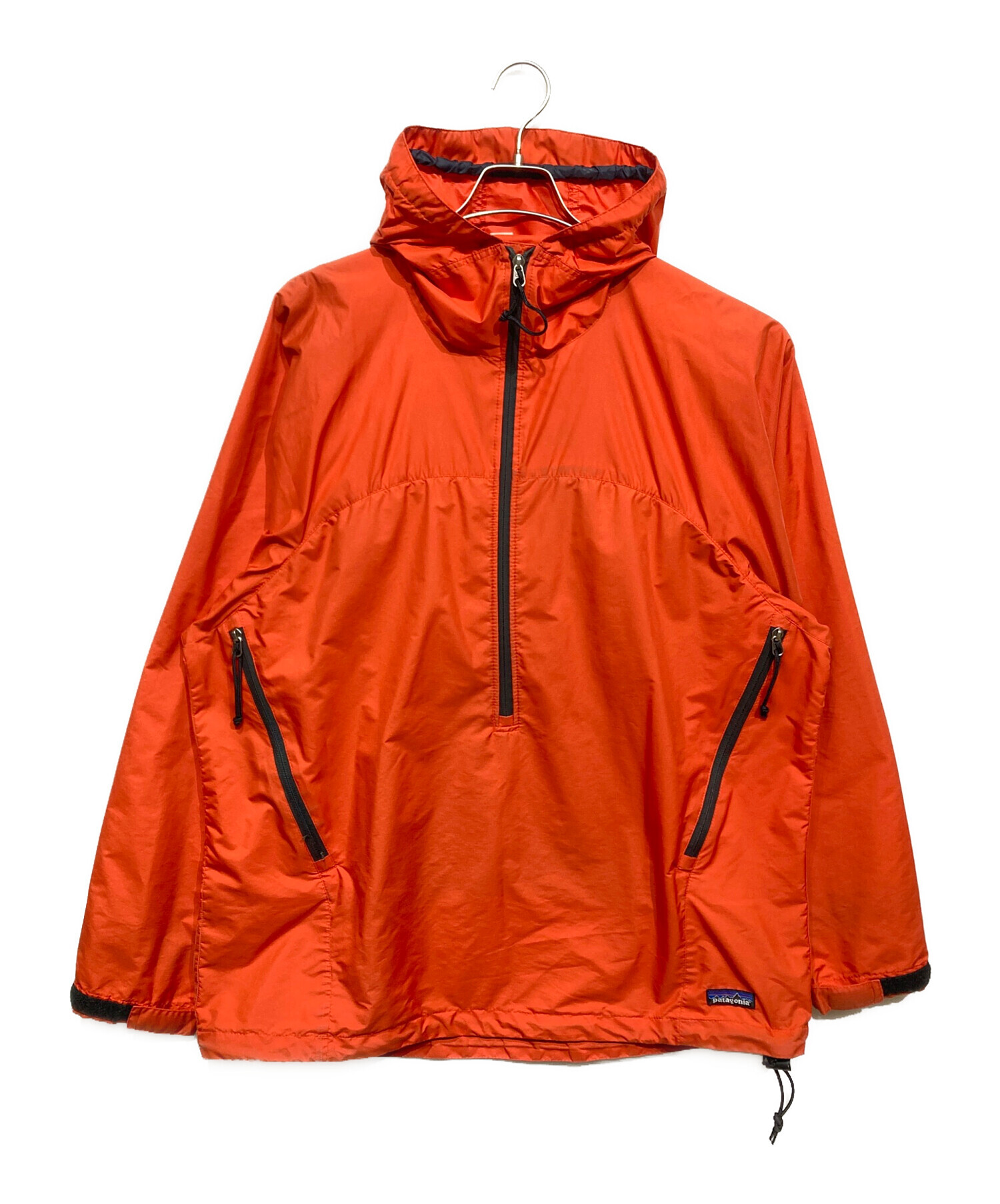 patagonia オレンジ フード付きジャケット 中古・古着通販】Patagonia (パタゴニア) エッセンシャルプルオーバー