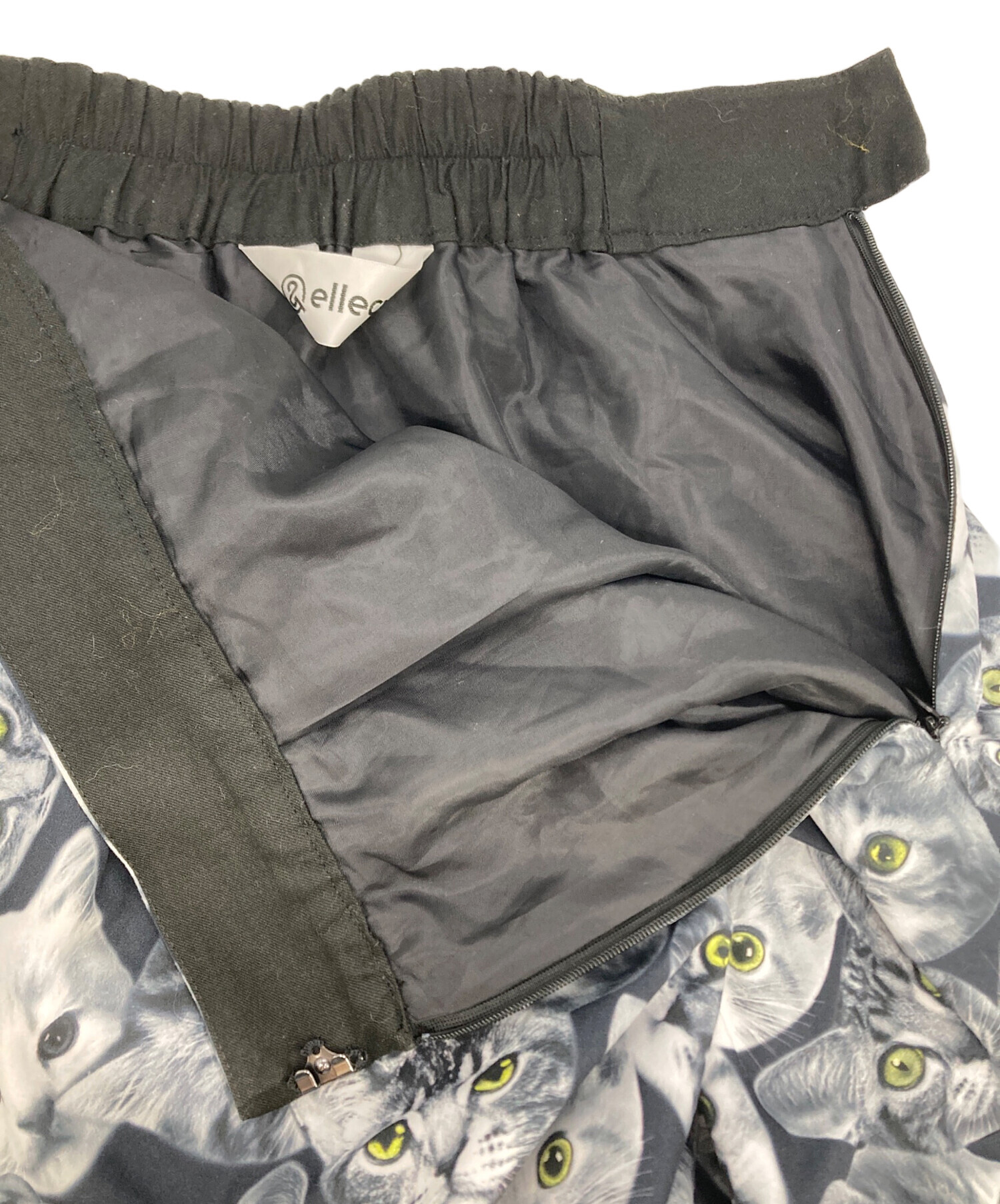 中古・古着通販】&ellecy (アンドエルシー) 猫柄まみれスカート