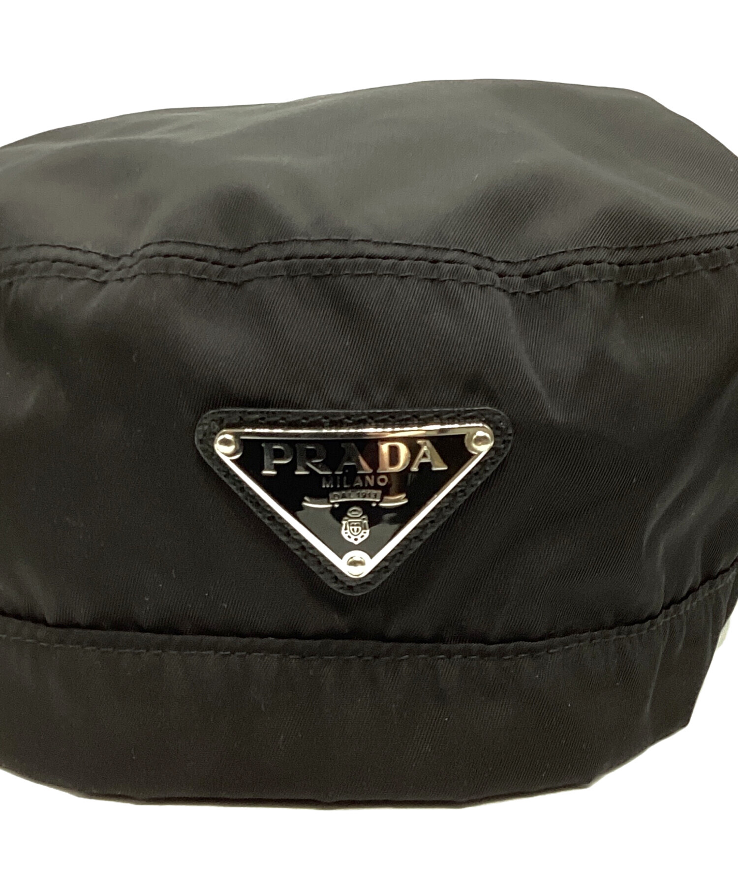 中古・古着通販】PRADA (プラダ) ナイロン三角プレートロゴベレー帽