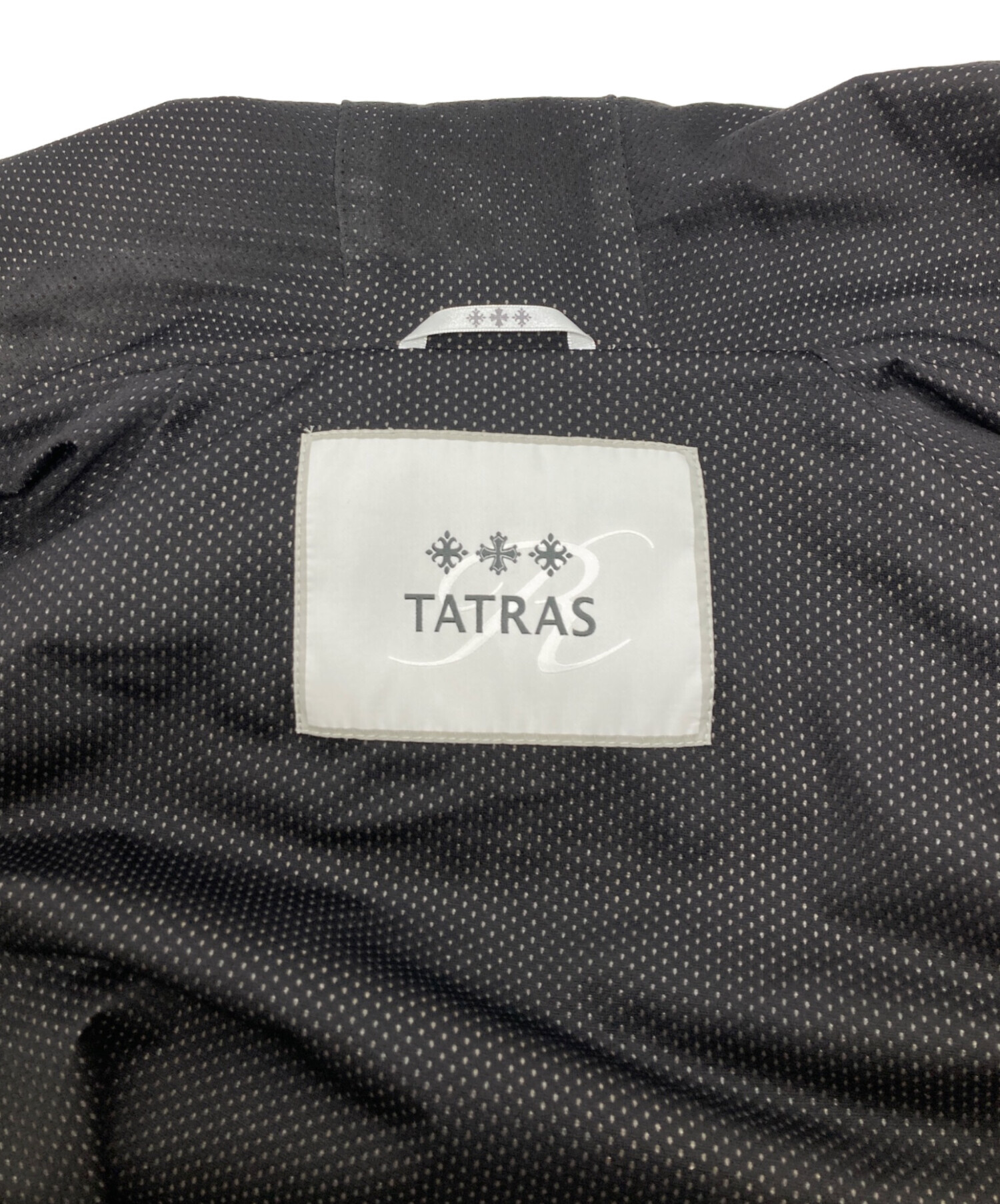 中古・古着通販】TATRAS (タトラス) マウンテンパーカー カーキ サイズ