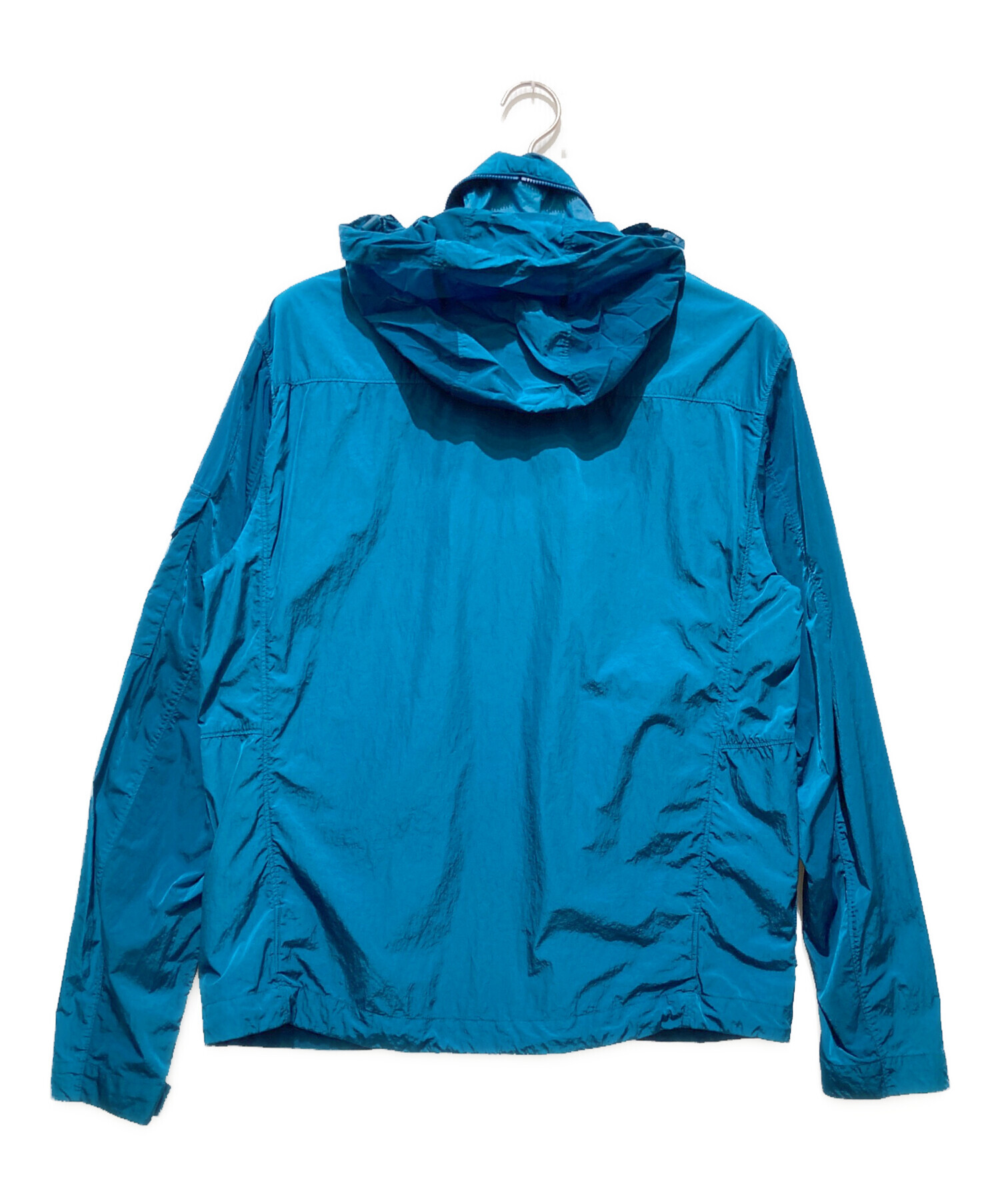 りゅうちぇる シーピーカンパニー クロームナイロンジップアップ