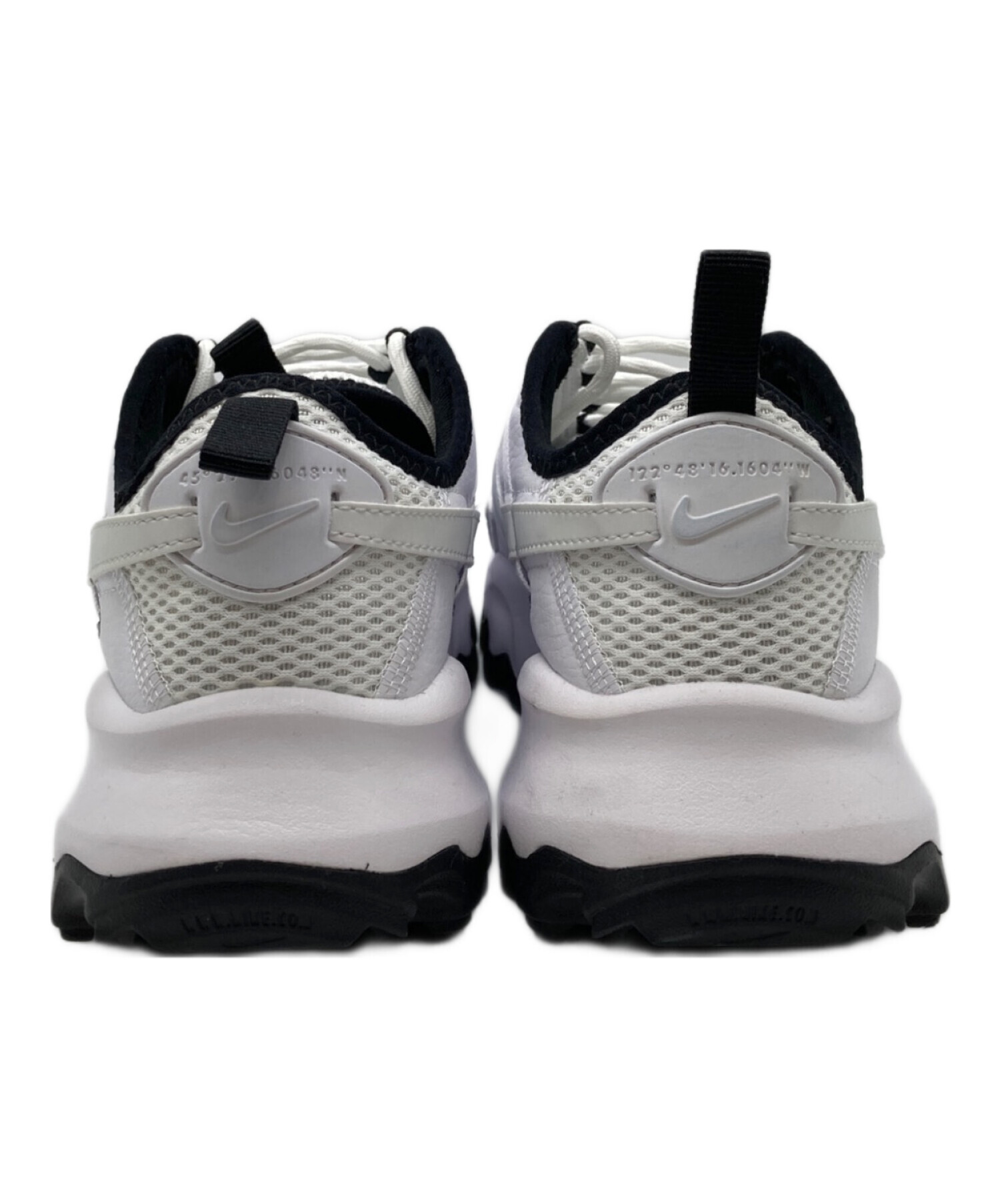 中古・古着通販】NIKE (ナイキ) TC7900 ホワイト サイズ:23.5 