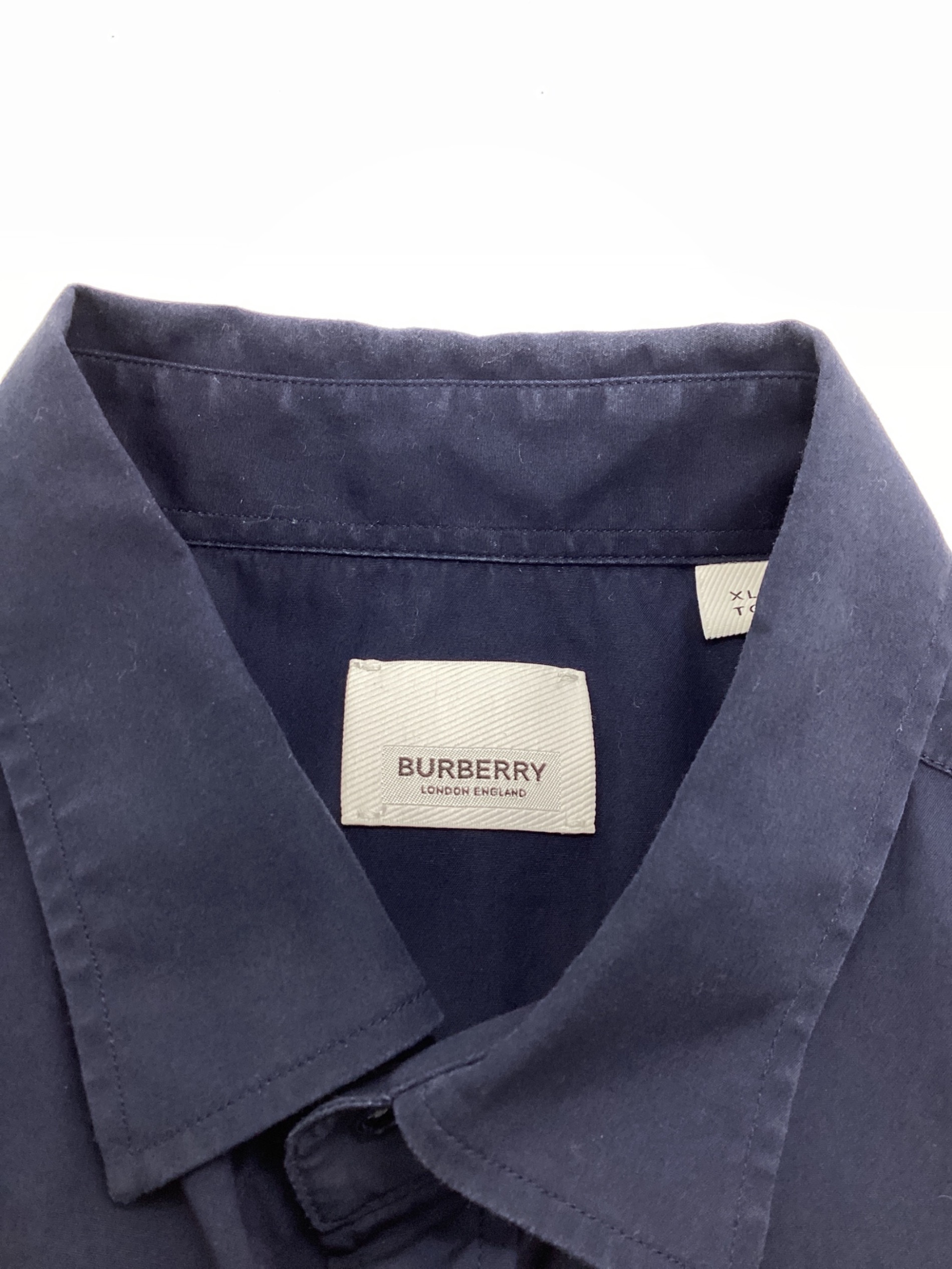 中古・古着通販】BURBERRY (バーバリー) TB刺繍半袖シャツ ネイビー