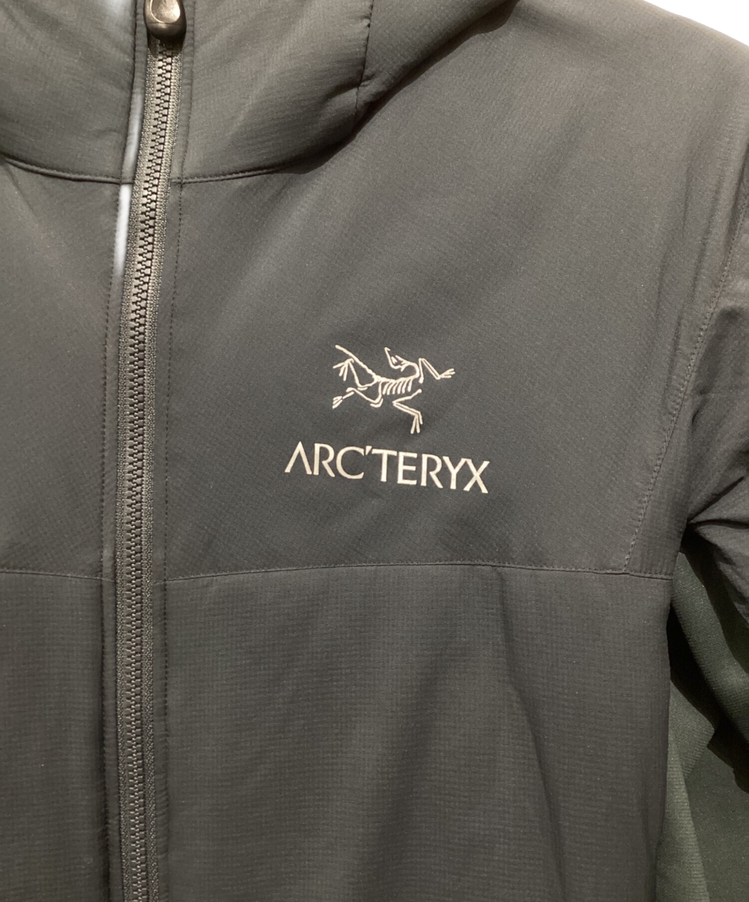 中古・古着通販】ARC'TERYX (アークテリクス) Atom LT Hoody ブラック