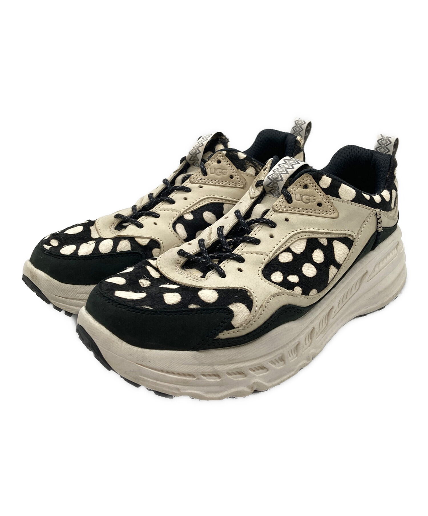 美品 激レア UGG アグ 24 ダルメシアン CA805 スニーカー ハラコ 中古・古着通販】UGG (アグ) CA805 DALMATIAN / CA805 ダルメシアン