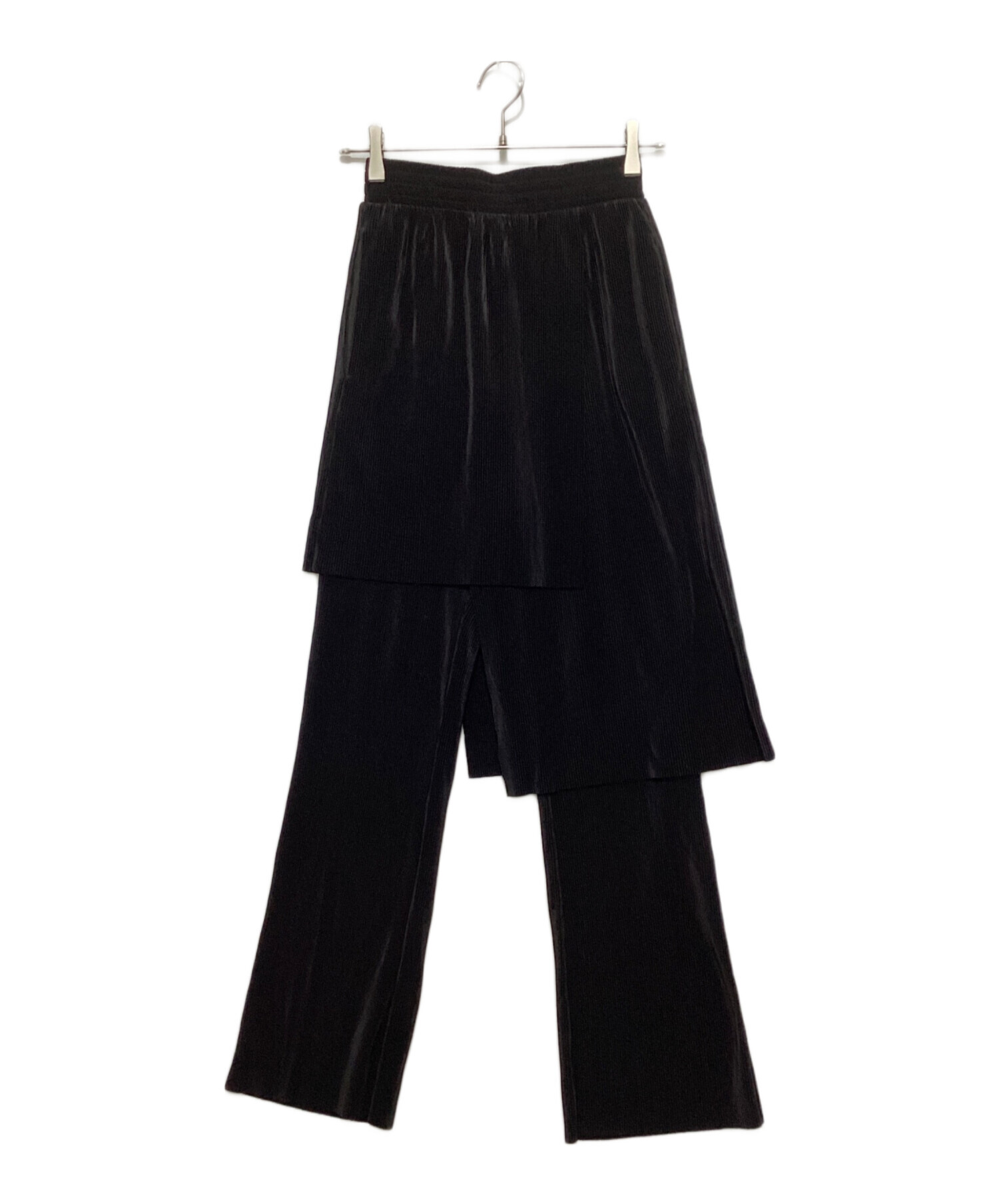 【新品】OMMO LAYERED PLEATS PTブラック サイズ36 中古・古着通販】OMMO (オーエムエムオー) LAYERED PLEATS PT ブラック