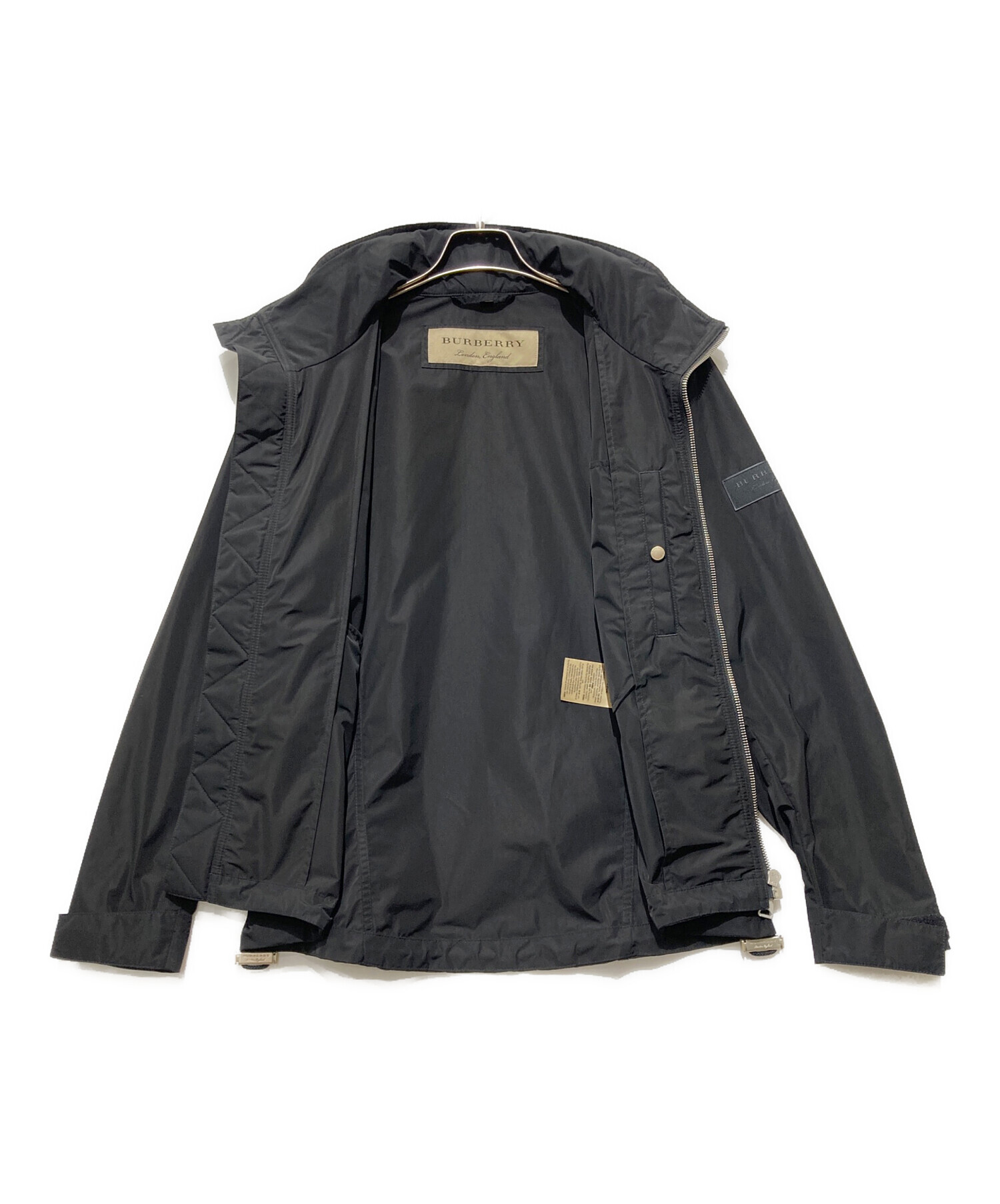 【早い者勝ち】BURBERRY ナイロンジャケット 黒 48 S/Mフード付 中古・古着通販】BURBERRY (バーバリー) ナイロンジャケット ブラック