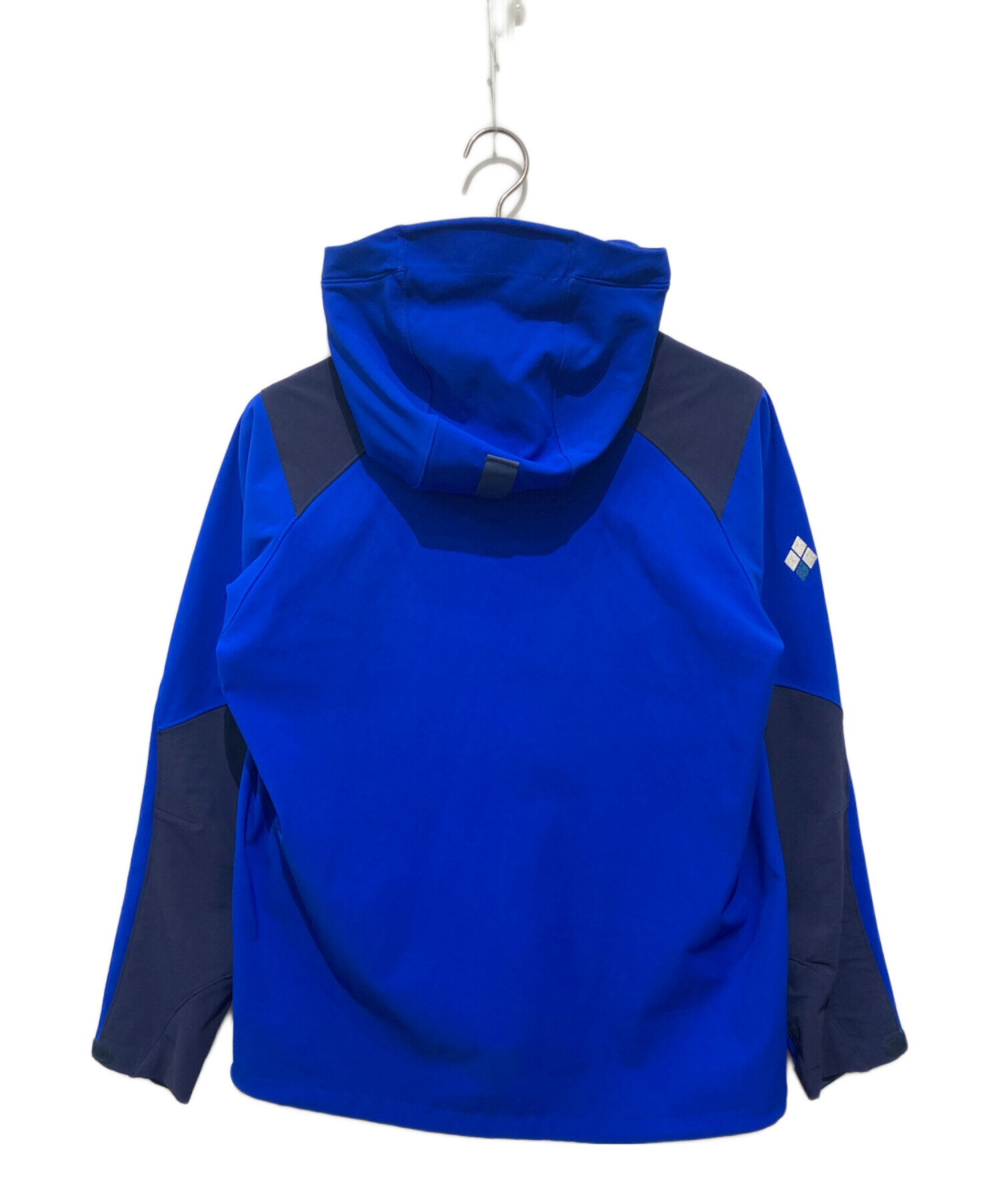 【専用】モンベル　mont-bell　ロッシュパーカ　Ｌサイズ 中古・古着通販】mont-bell (モンベル) ロッシュパーカ ブルー サイズ
