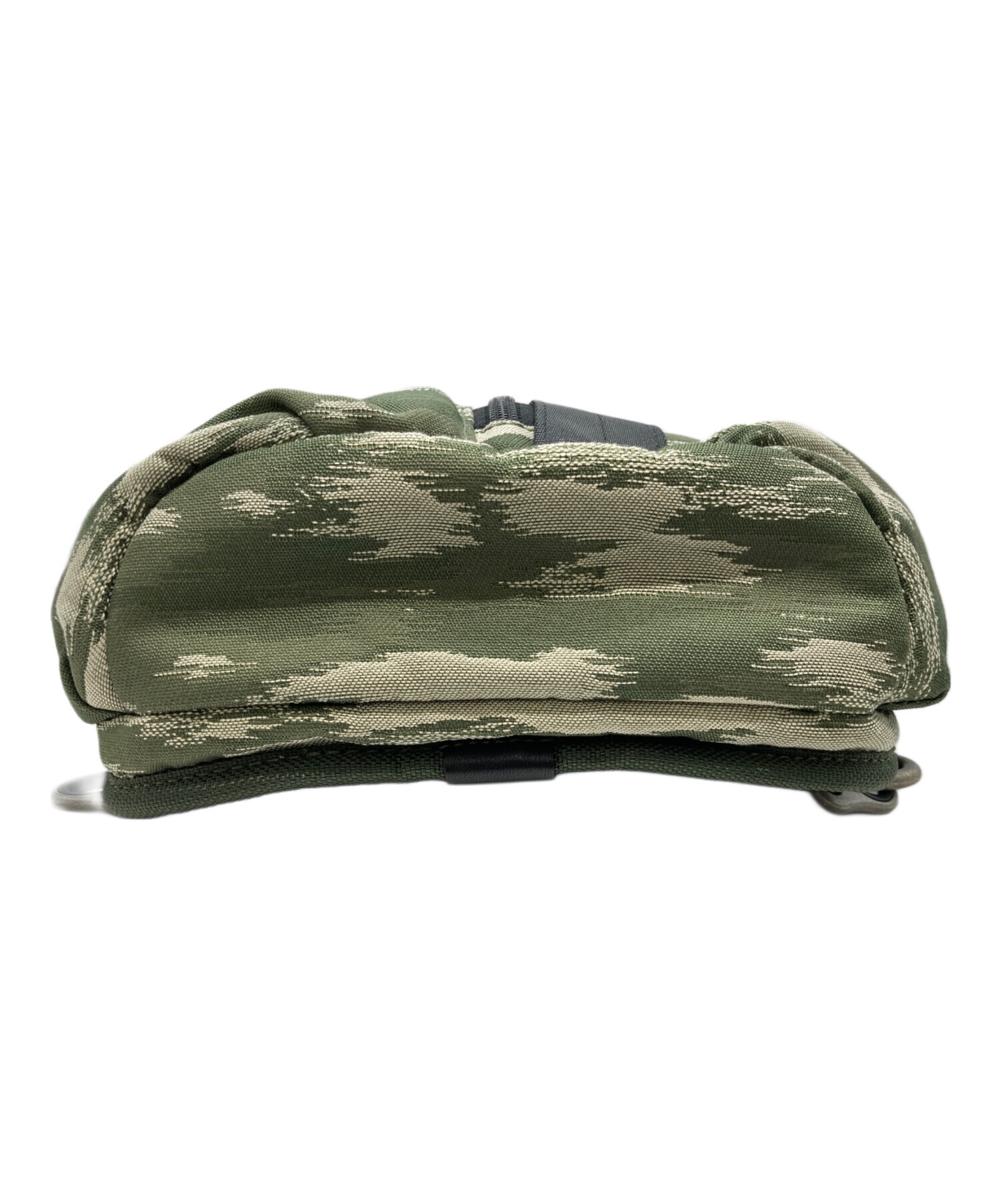 中古・古着通販】TUMI (トゥミ) ボディバッグ グリーン｜ブランド